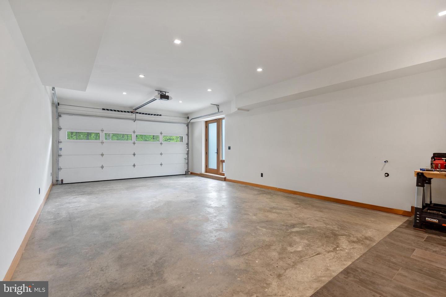 559 BESSIE BELL MOUNTAIN RD, CASTLETON, Virginia 22716, 3 Bedrooms Bedrooms, ,2 BathroomsBathrooms,Residential,For sale,559 BESSIE BELL MOUNTAIN RD,VARP2002080 MLS # VARP2002080