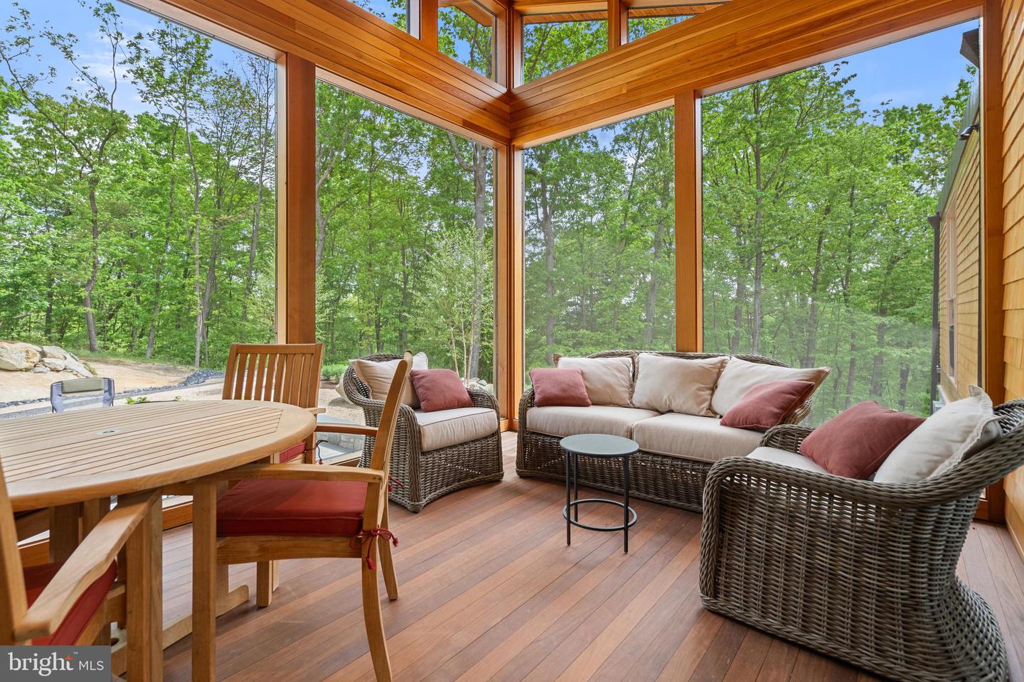 559 BESSIE BELL MOUNTAIN RD, CASTLETON, Virginia 22716, 3 Bedrooms Bedrooms, ,2 BathroomsBathrooms,Residential,For sale,559 BESSIE BELL MOUNTAIN RD,VARP2002080 MLS # VARP2002080