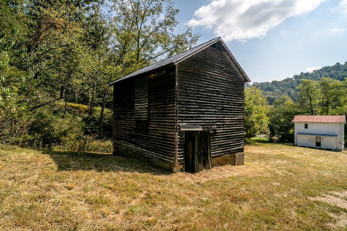 4771 MILL CREEK RD, MOUNT JACKSON, Virginia 22842, 2 Bedrooms Bedrooms, ,2 BathroomsBathrooms,Residential,4771 MILL CREEK RD,670819 MLS # 670819