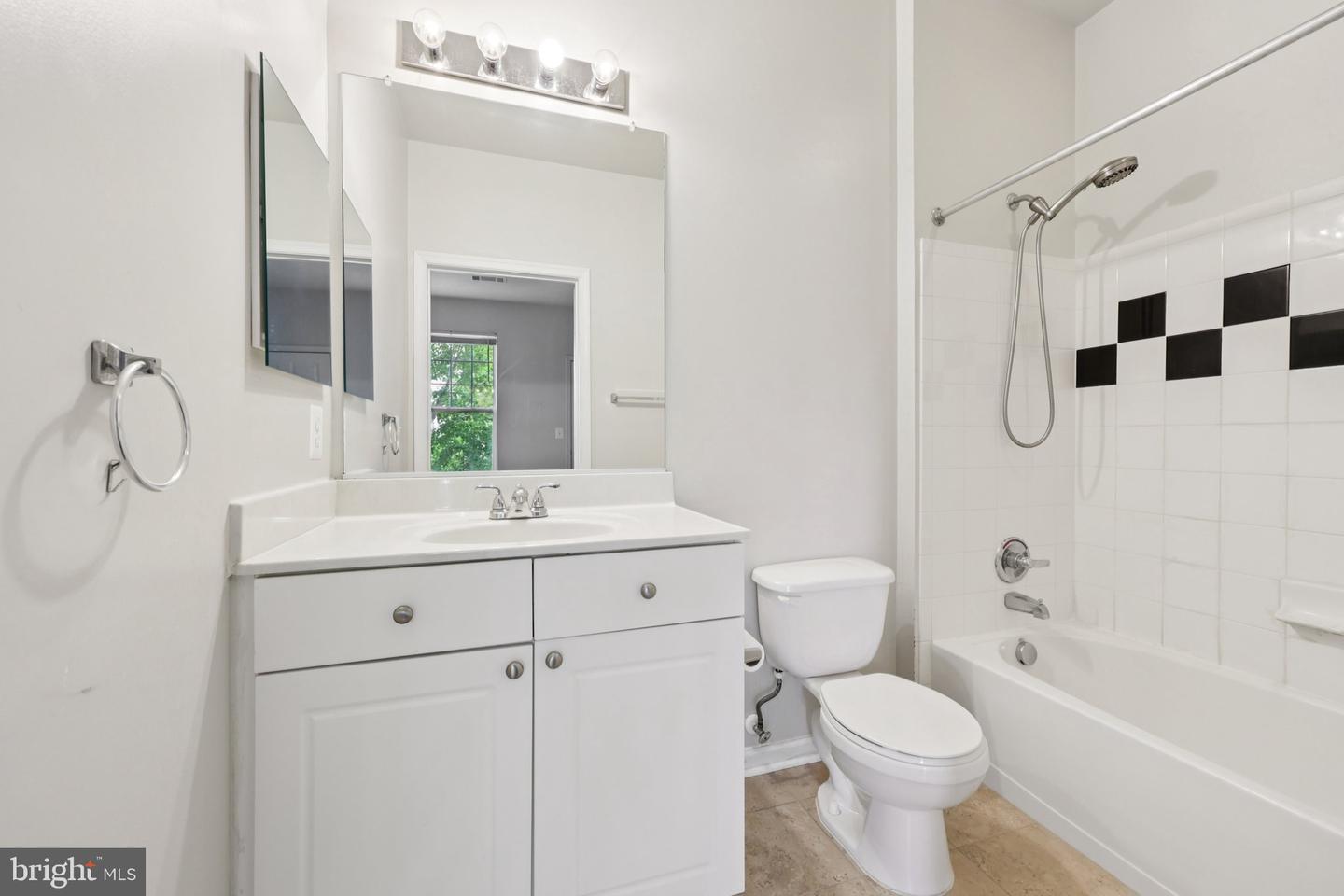 11355 ARISTOTLE DR #8-313, FAIRFAX, Virginia 22030, 2 Bedrooms Bedrooms, ,2 BathroomsBathrooms,Residential,For sale,11355 ARISTOTLE DR #8-313,VAFX2261694 MLS # VAFX2261694