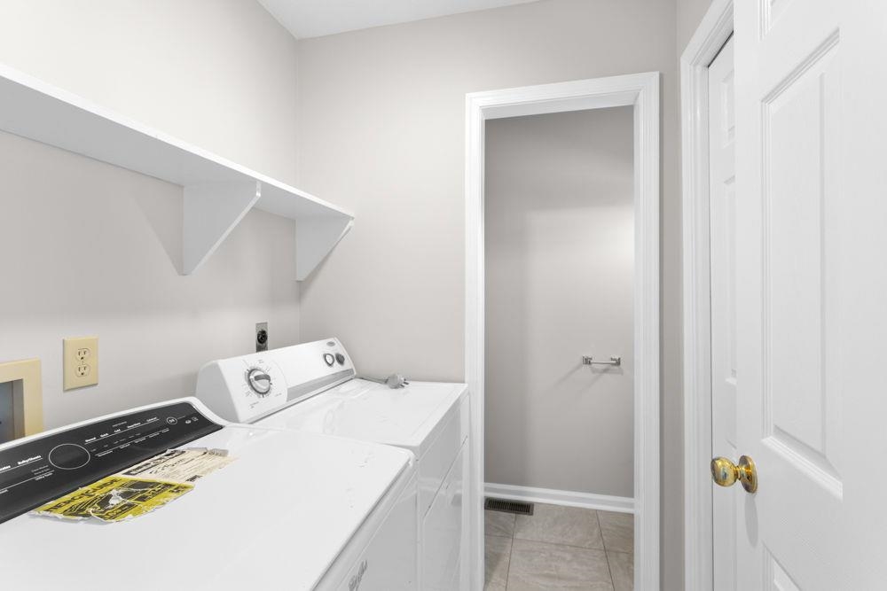 Main level. Washer/Dryer Convey AS IS. They are in working order at this time.