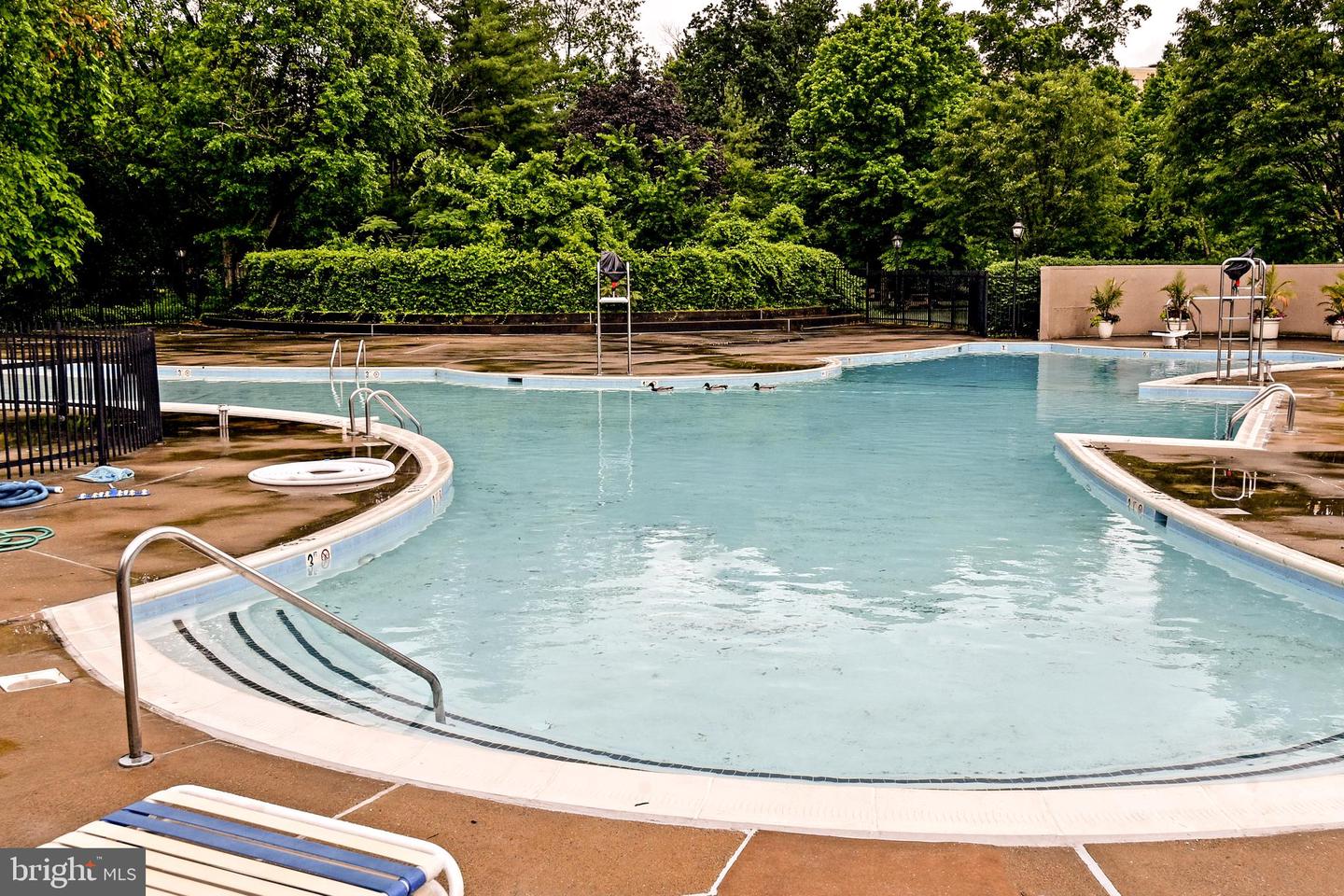 6608 POTOMAC AVE #B2, ALEXANDRIA, Virginia 22307, 2 Bedrooms Bedrooms, ,1 BathroomBathrooms,Residential,For sale,6608 POTOMAC AVE #B2,VAFX2264508 MLS # VAFX2264508