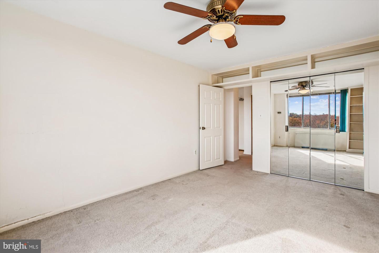 6621 WAKEFIELD DR #910, ALEXANDRIA, Virginia 22307, 1 Bedroom Bedrooms, ,1 BathroomBathrooms,Residential,For sale,6621 WAKEFIELD DR #910,VAFX2264882 MLS # VAFX2264882