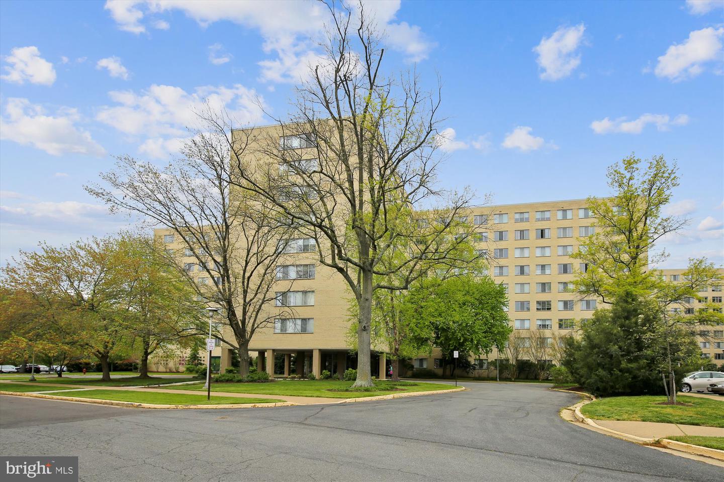 6621 WAKEFIELD DR #910, ALEXANDRIA, Virginia 22307, 1 Bedroom Bedrooms, ,1 BathroomBathrooms,Residential,For sale,6621 WAKEFIELD DR #910,VAFX2264882 MLS # VAFX2264882