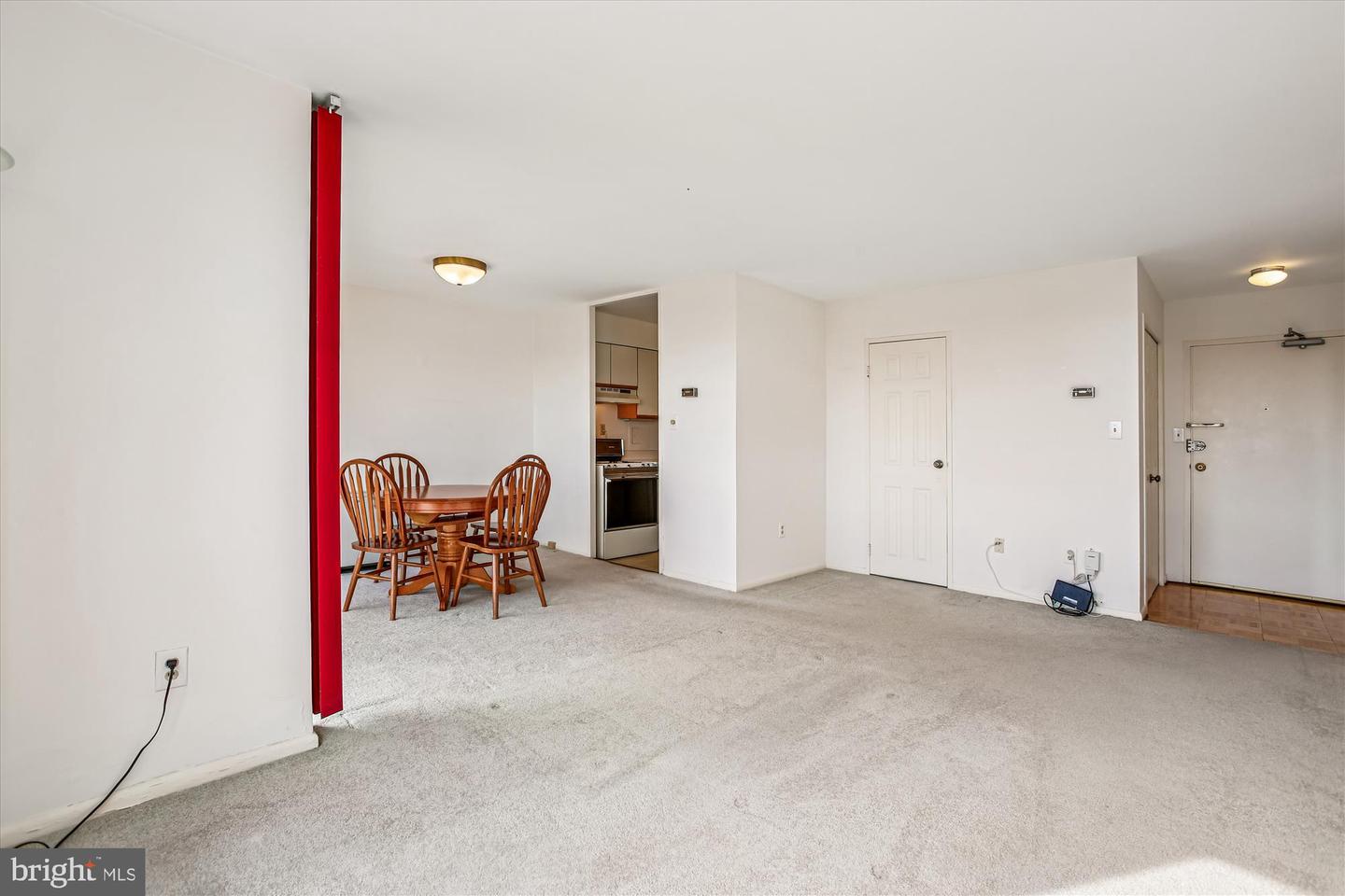 6621 WAKEFIELD DR #910, ALEXANDRIA, Virginia 22307, 1 Bedroom Bedrooms, ,1 BathroomBathrooms,Residential,For sale,6621 WAKEFIELD DR #910,VAFX2264882 MLS # VAFX2264882