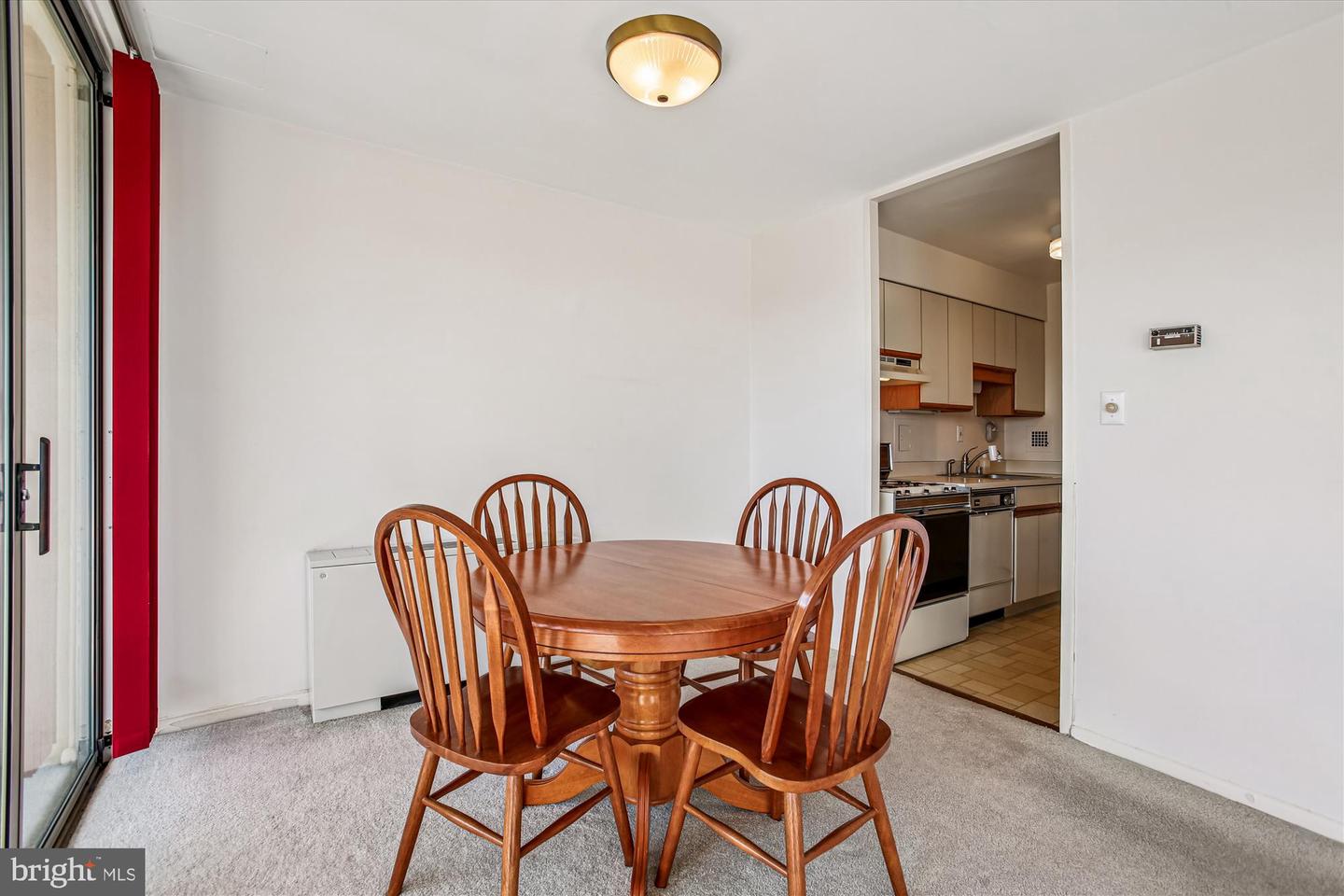 6621 WAKEFIELD DR #910, ALEXANDRIA, Virginia 22307, 1 Bedroom Bedrooms, ,1 BathroomBathrooms,Residential,For sale,6621 WAKEFIELD DR #910,VAFX2264882 MLS # VAFX2264882