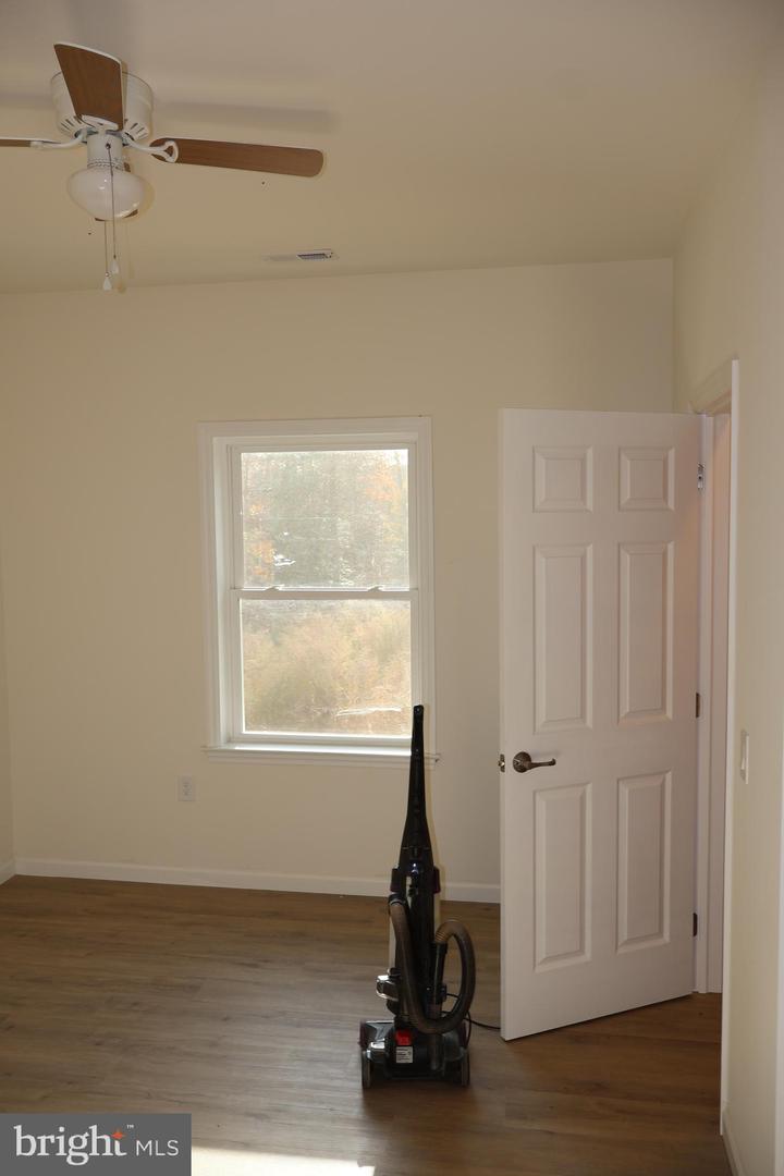 CHARLES CITY, Virginia 23030, 3 Bedrooms Bedrooms, 5 Rooms Rooms,2 BathroomsBathrooms,Residential,For sale,VACS2000058 MLS # VACS2000058