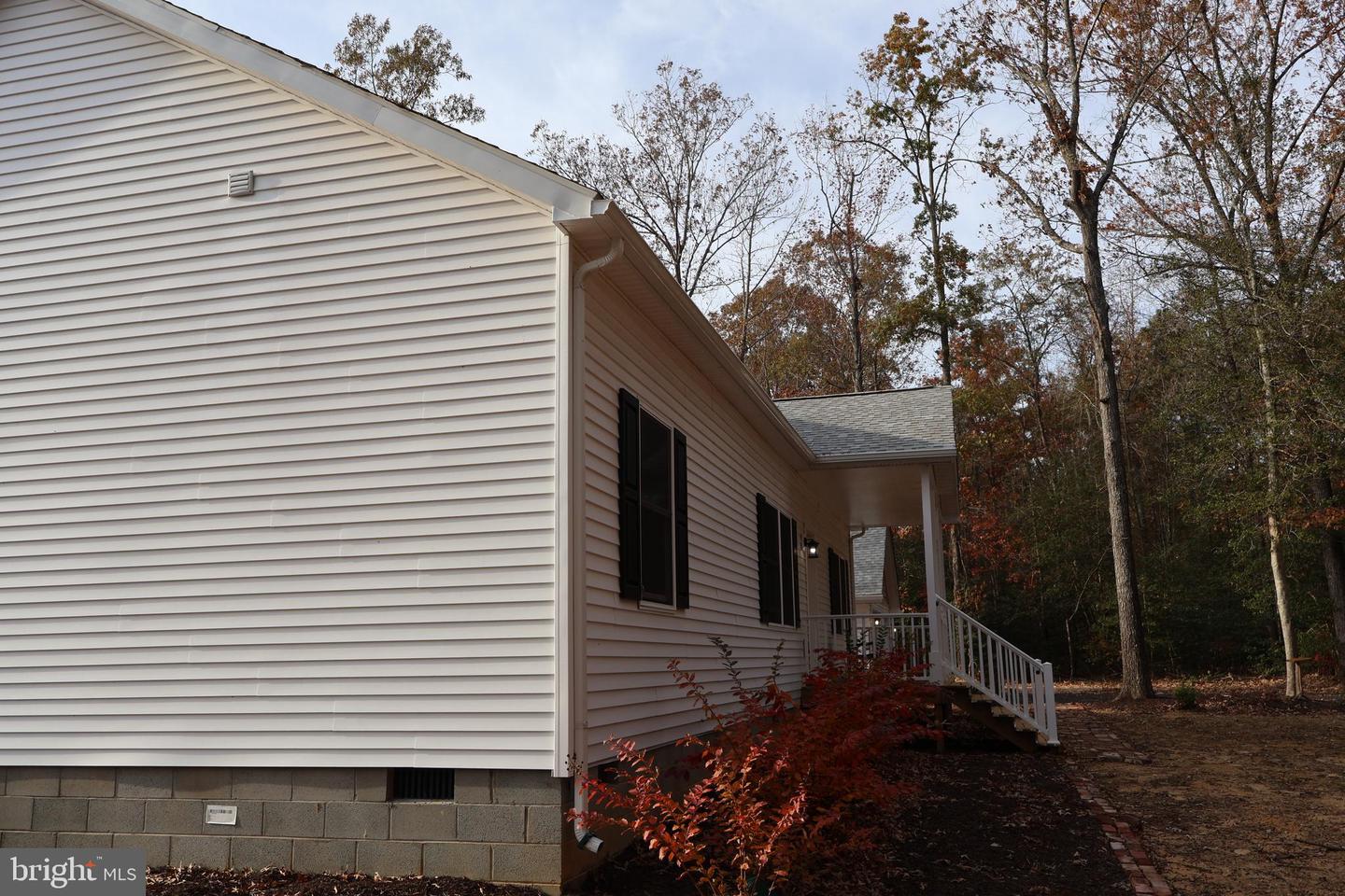 CHARLES CITY, Virginia 23030, 3 Bedrooms Bedrooms, 5 Rooms Rooms,2 BathroomsBathrooms,Residential,For sale,VACS2000058 MLS # VACS2000058