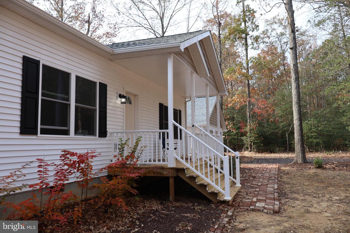 CHARLES CITY, Virginia 23030, 3 Bedrooms Bedrooms, 5 Rooms Rooms,2 BathroomsBathrooms,Residential,For sale,VACS2000058 MLS # VACS2000058