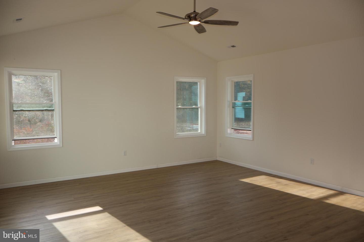 CHARLES CITY, Virginia 23030, 3 Bedrooms Bedrooms, 5 Rooms Rooms,2 BathroomsBathrooms,Residential,For sale,VACS2000058 MLS # VACS2000058