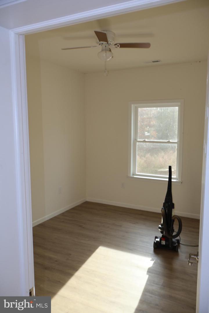 CHARLES CITY, Virginia 23030, 3 Bedrooms Bedrooms, 5 Rooms Rooms,2 BathroomsBathrooms,Residential,For sale,VACS2000058 MLS # VACS2000058