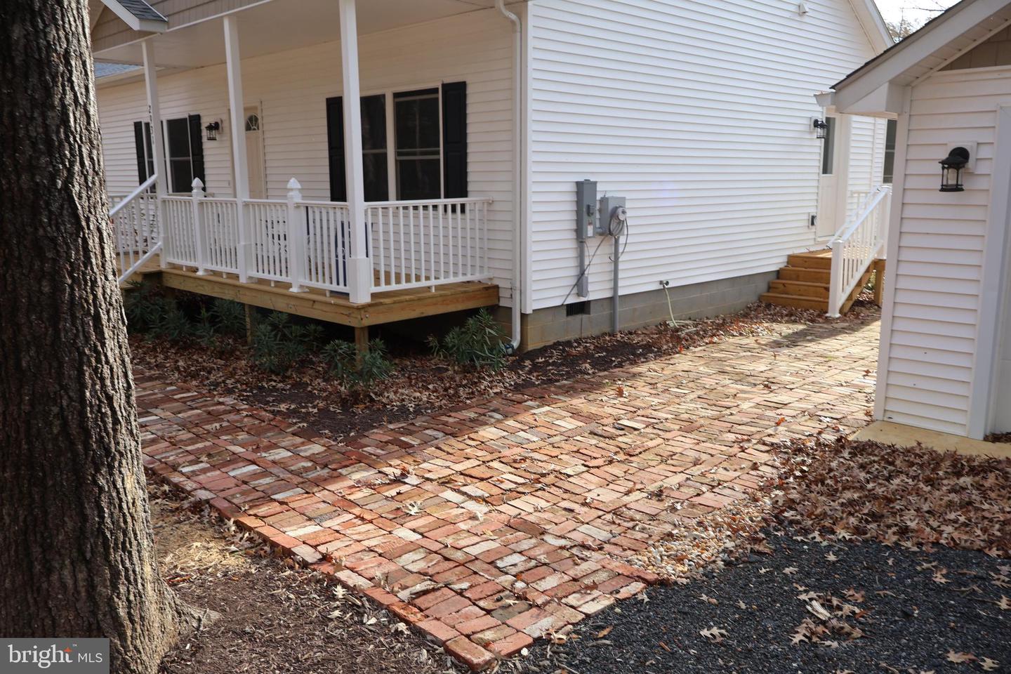 CHARLES CITY, Virginia 23030, 3 Bedrooms Bedrooms, 5 Rooms Rooms,2 BathroomsBathrooms,Residential,For sale,VACS2000058 MLS # VACS2000058