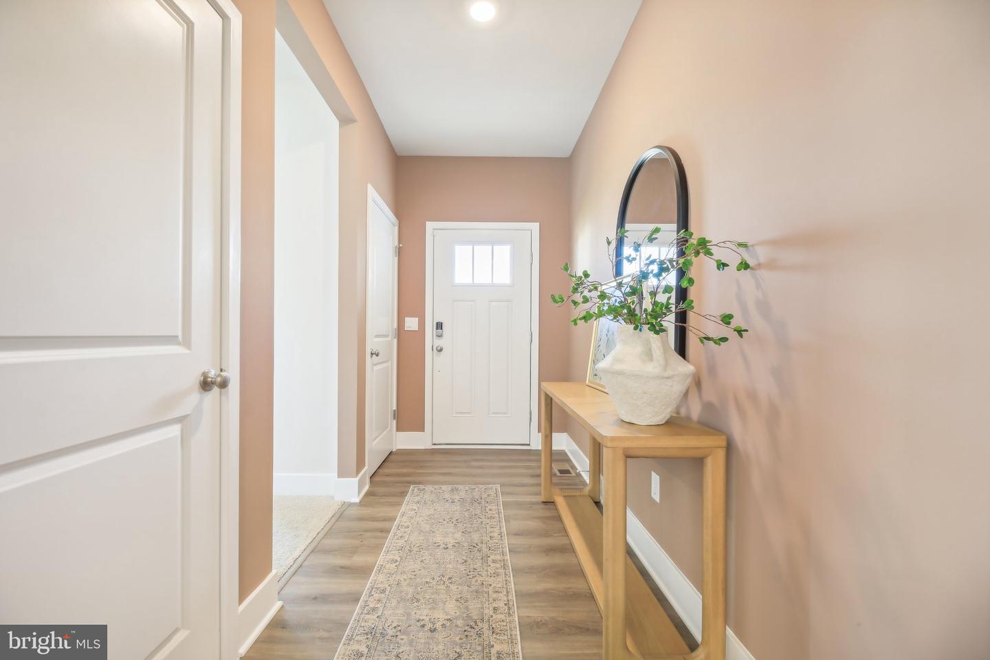 117 MASCOUTEN ST, WINCHESTER, Virginia 22602, 6 Bedrooms Bedrooms, ,4 BathroomsBathrooms,Residential,For sale,117 MASCOUTEN ST,VAFV2037950 MLS # VAFV2037950