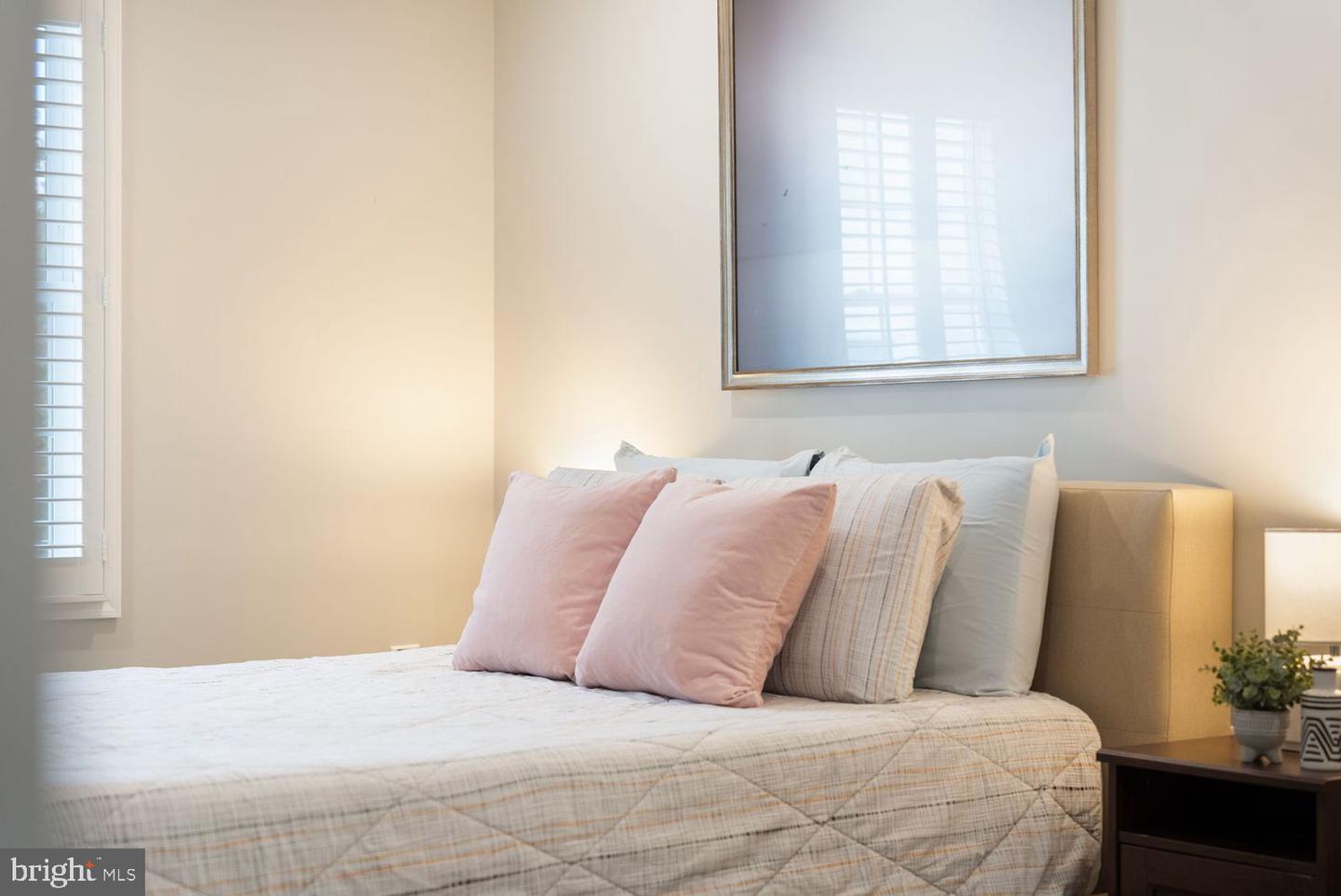 4529 NEW HAMPSHIRE AVE NW, WASHINGTON, District Of Columbia 20011, 4 Bedrooms Bedrooms, ,3 BathroomsBathrooms,Residential,For sale,4529 NEW HAMPSHIRE AVE NW,DCDC2231194 MLS # DCDC2231194