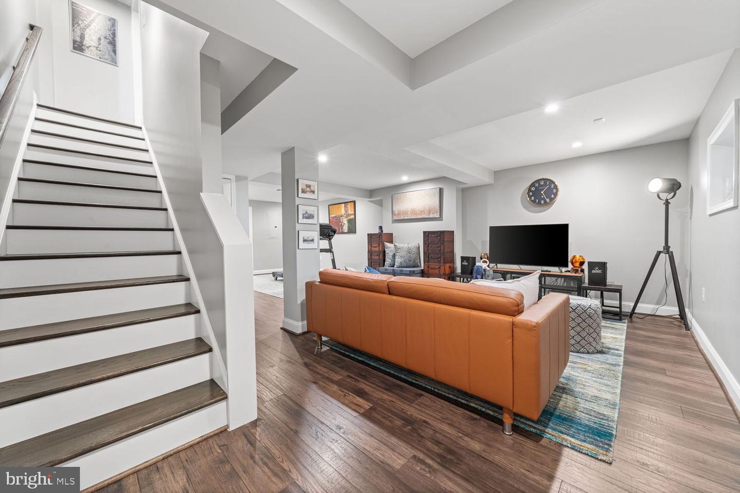 4529 NEW HAMPSHIRE AVE NW, WASHINGTON, District Of Columbia 20011, 4 Bedrooms Bedrooms, ,3 BathroomsBathrooms,Residential,For sale,4529 NEW HAMPSHIRE AVE NW,DCDC2231194 MLS # DCDC2231194