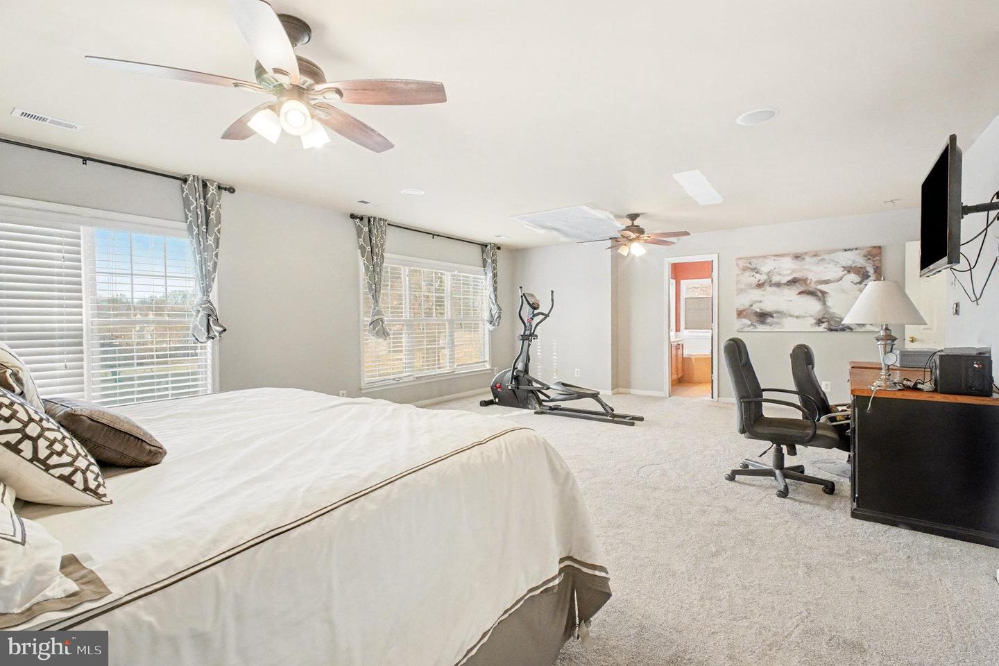 93 RINGGOLD RD, FREDERICKSBURG, Virginia 22405, 3 Bedrooms Bedrooms, ,2 BathroomsBathrooms,Residential,For sale,93 RINGGOLD RD,VAST2044182 MLS # VAST2044182