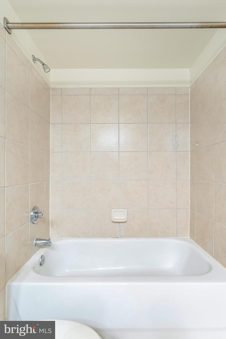 915 E ST NW #103, WASHINGTON, District Of Columbia 20004, ,1 BathroomBathrooms,Residential,For sale,915 E ST NW #103,DCDC2231548 MLS # DCDC2231548