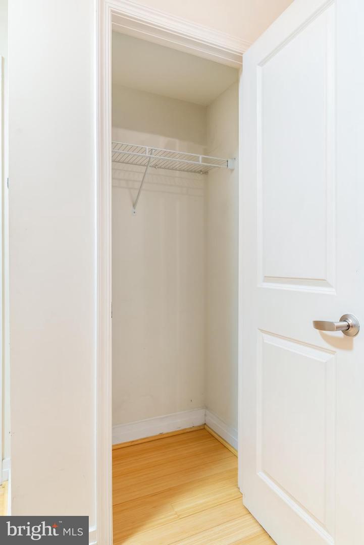 915 E ST NW #103, WASHINGTON, District Of Columbia 20004, ,1 BathroomBathrooms,Residential,For sale,915 E ST NW #103,DCDC2231548 MLS # DCDC2231548