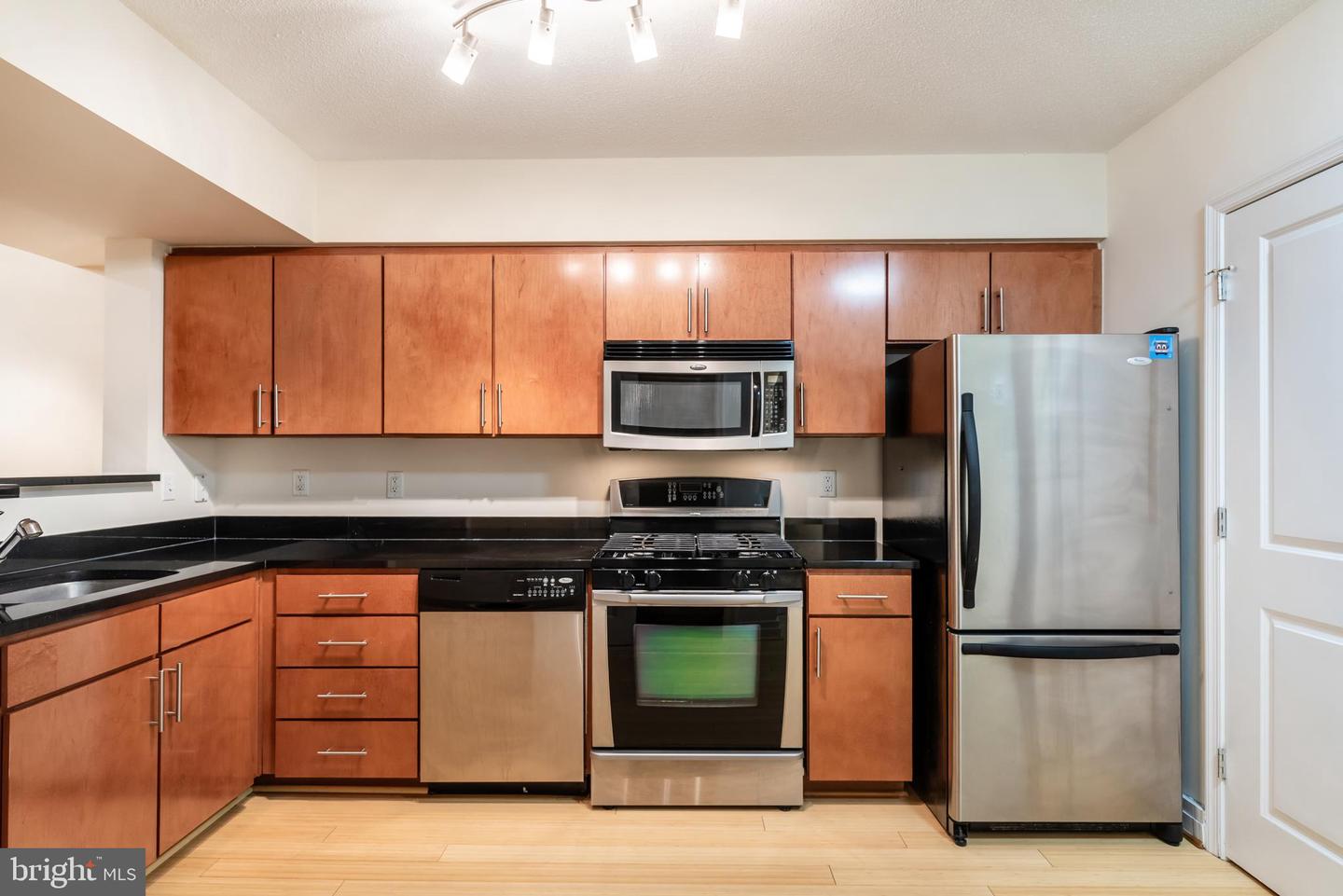 915 E ST NW #103, WASHINGTON, District Of Columbia 20004, ,1 BathroomBathrooms,Residential,For sale,915 E ST NW #103,DCDC2231548 MLS # DCDC2231548