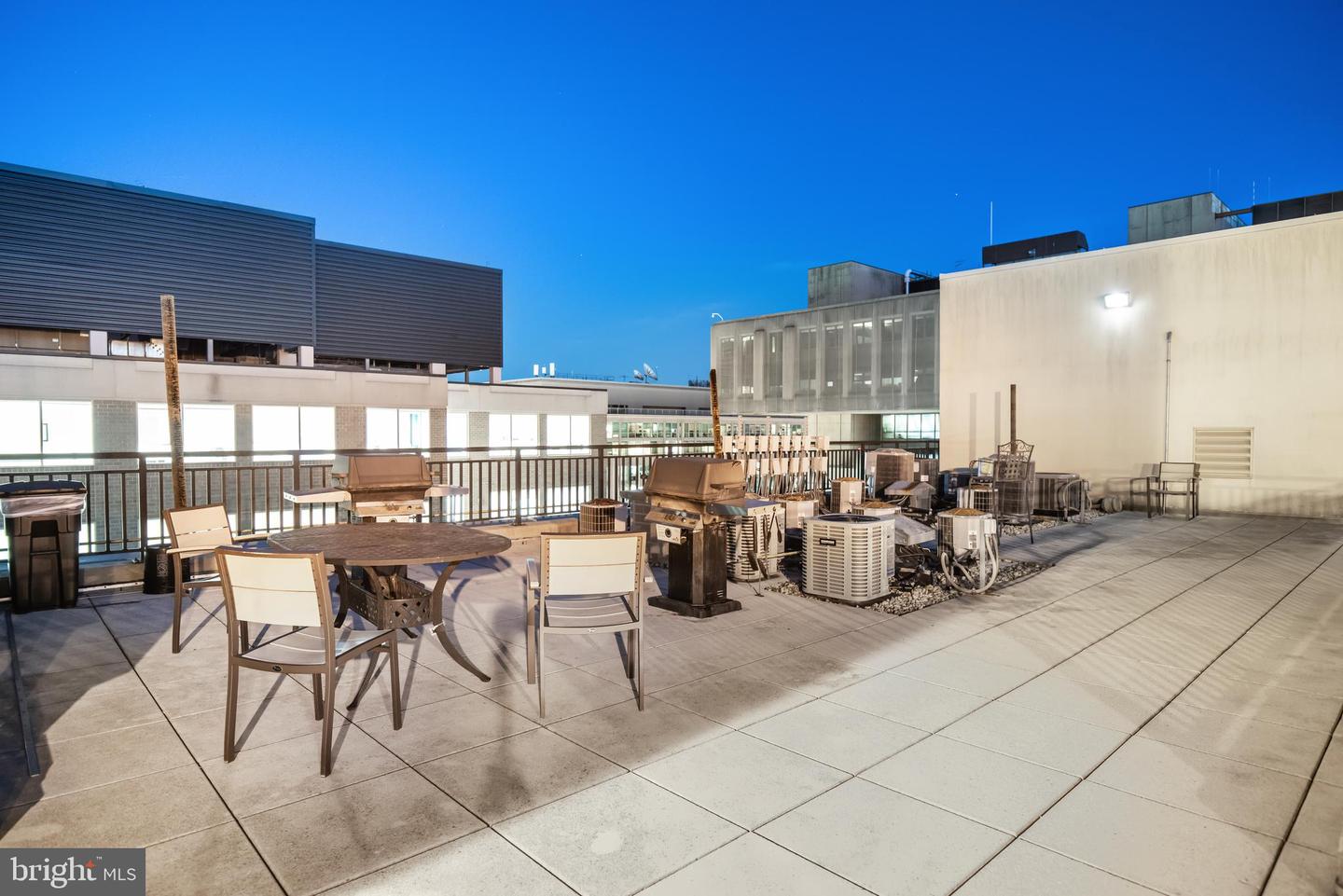 915 E ST NW #103, WASHINGTON, District Of Columbia 20004, ,1 BathroomBathrooms,Residential,For sale,915 E ST NW #103,DCDC2231548 MLS # DCDC2231548