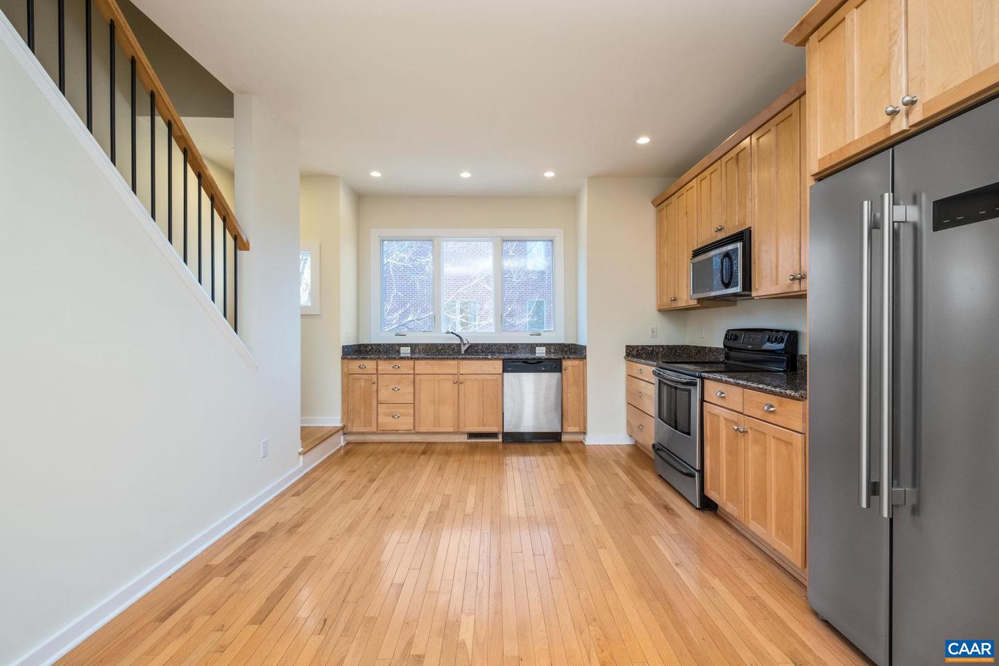 1013 LINDEN AVE #H, CHARLOTTESVILLE, Virginia 22902, 3 Bedrooms Bedrooms, ,2 BathroomsBathrooms,Residential,For sale,1013 LINDEN AVE #H,671365 MLS # 671365