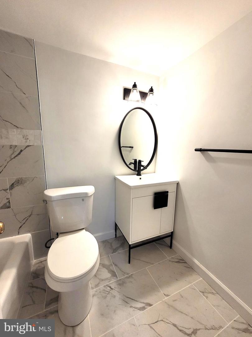 6147 LEESBURG PIKE #506, FALLS CHURCH, Virginia 22041, 2 Bedrooms Bedrooms, ,1 BathroomBathrooms,Residential,For sale,6147 LEESBURG PIKE #506,VAFX2280184 MLS # VAFX2280184