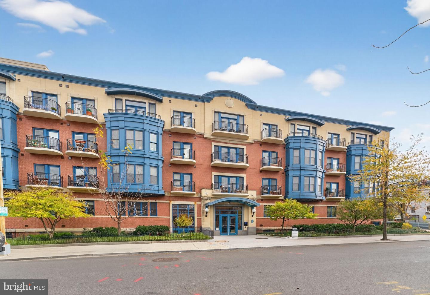 401 13TH ST NE #203, WASHINGTON, District Of Columbia 20002, 1 Bedroom Bedrooms, ,1 BathroomBathrooms,Residential,For sale,401 13TH ST NE #203,DCDC2232800 MLS # DCDC2232800