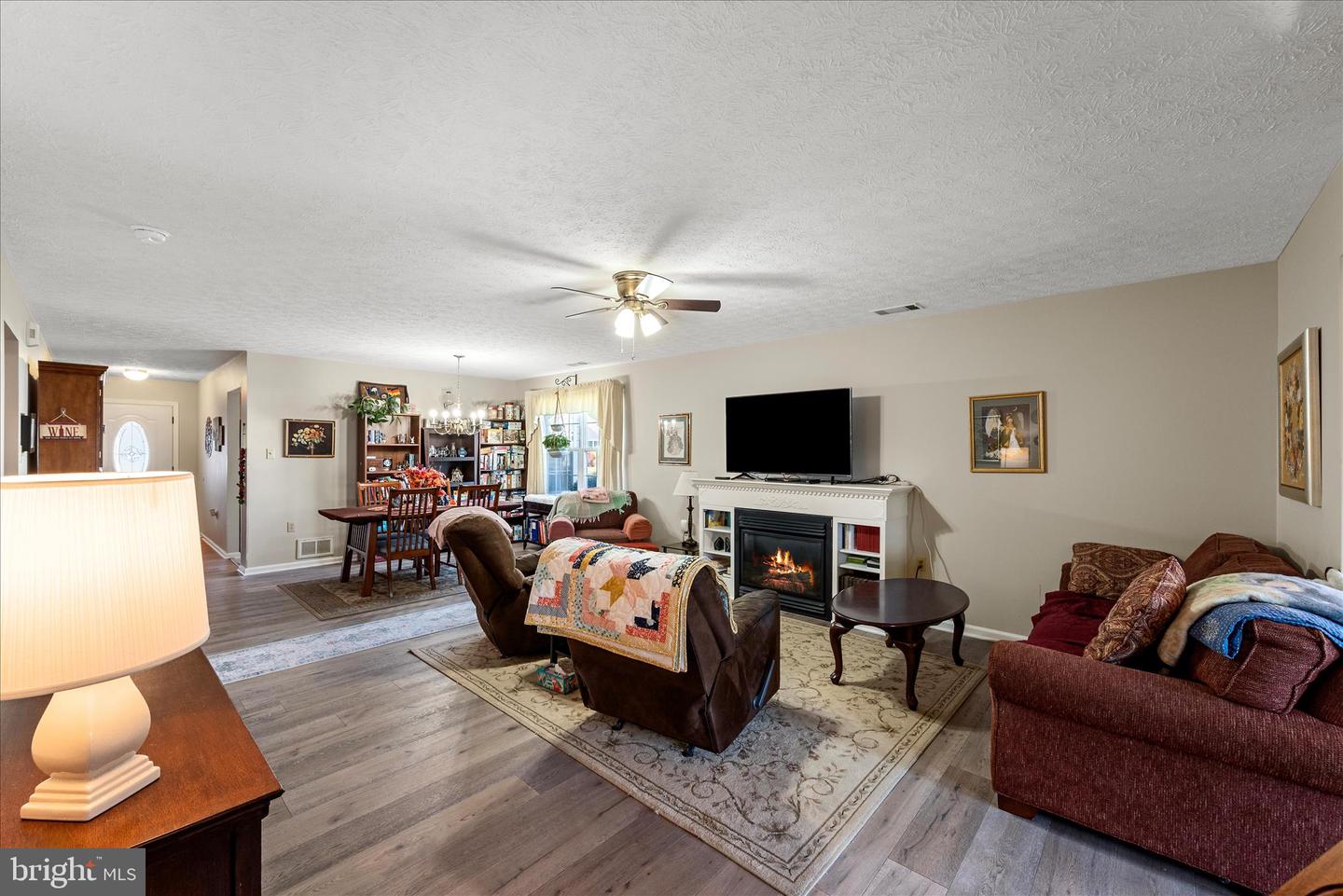 203 CRESTWOOD LN, WINCHESTER, Virginia 22602, 2 Bedrooms Bedrooms, ,2 BathroomsBathrooms,Residential,For sale,203 CRESTWOOD LN,VAFV2038228 MLS # VAFV2038228 203 CRESTWOOD LN, WINCHESTER, Virginia 22602, 2 Bedrooms Bedrooms, ,2 BathroomsBathrooms,Residential,For sale,203 CRESTWOOD LN,VAFV2038228 MLS # VAFV2038228