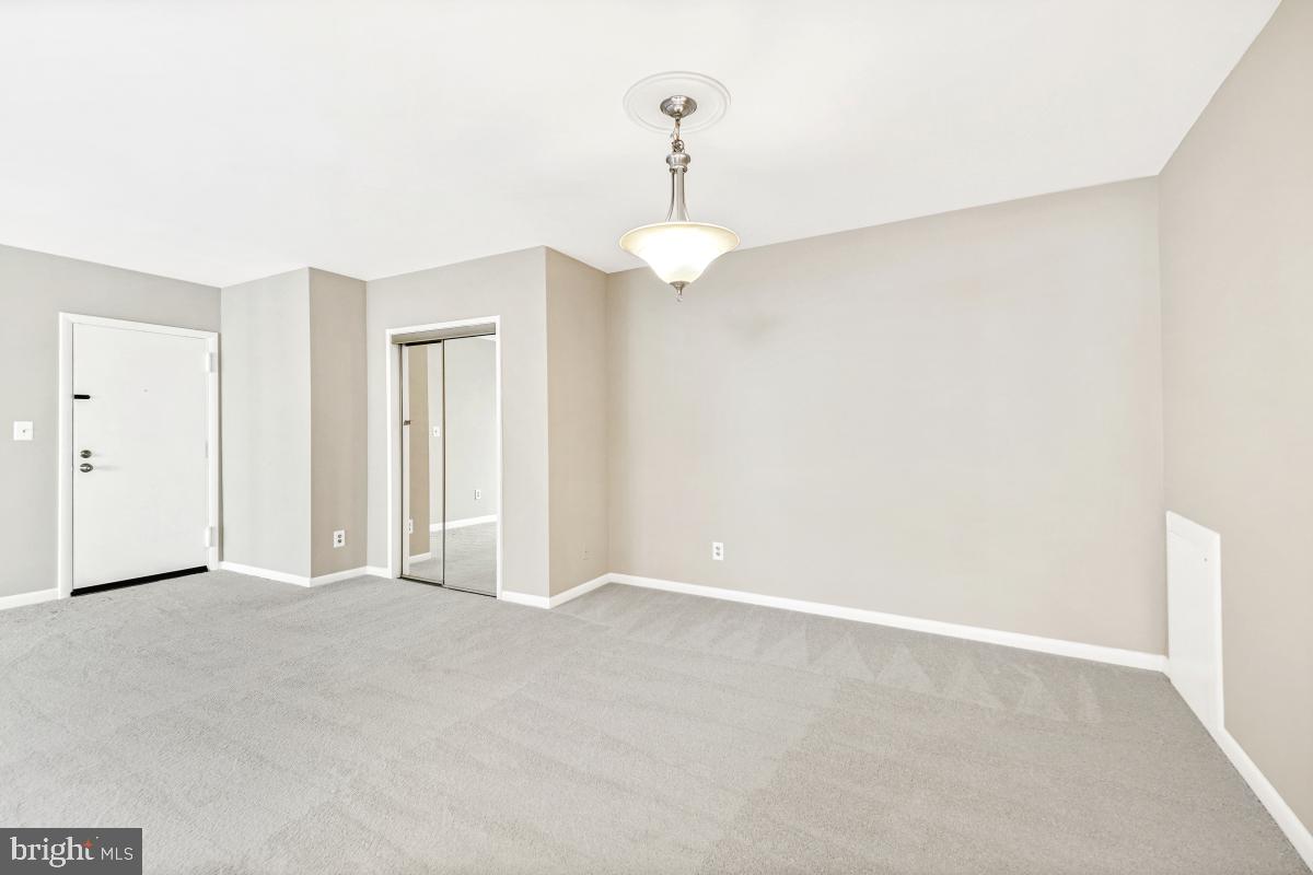 53 SKYHILL RD #204, ALEXANDRIA, Virginia 22314, 3 Bedrooms Bedrooms, ,2 BathroomsBathrooms,Residential,For sale,53 SKYHILL RD #204,VAAX2052084 MLS # VAAX2052084 53 SKYHILL RD #204, ALEXANDRIA, Virginia 22314, 3 Bedrooms Bedrooms, ,2 BathroomsBathrooms,Residential,For sale,53 SKYHILL RD #204,VAAX2052084 MLS # VAAX2052084