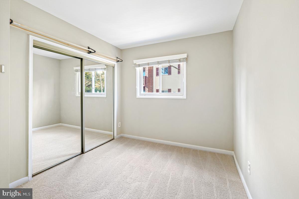 53 SKYHILL RD #204, ALEXANDRIA, Virginia 22314, 3 Bedrooms Bedrooms, ,2 BathroomsBathrooms,Residential,For sale,53 SKYHILL RD #204,VAAX2052084 MLS # VAAX2052084 53 SKYHILL RD #204, ALEXANDRIA, Virginia 22314, 3 Bedrooms Bedrooms, ,2 BathroomsBathrooms,Residential,For sale,53 SKYHILL RD #204,VAAX2052084 MLS # VAAX2052084