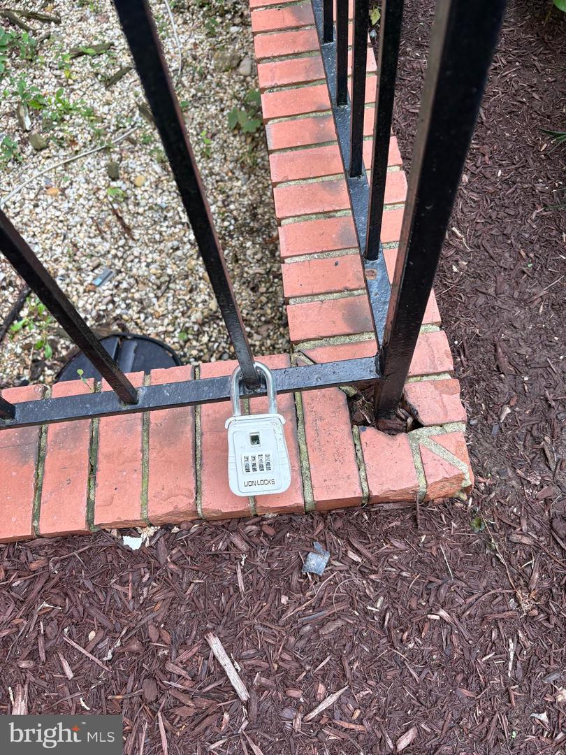 2008 38TH ST SE #302, WASHINGTON, District Of Columbia 20020, 2 Bedrooms Bedrooms, ,1 BathroomBathrooms,Residential,For sale,2008 38TH ST SE #302,DCDC2233226 MLS # DCDC2233226 2008 38TH ST SE #302, WASHINGTON, District Of Columbia 20020, 2 Bedrooms Bedrooms, ,1 BathroomBathrooms,Residential,For sale,2008 38TH ST SE #302,DCDC2233226 MLS # DCDC2233226