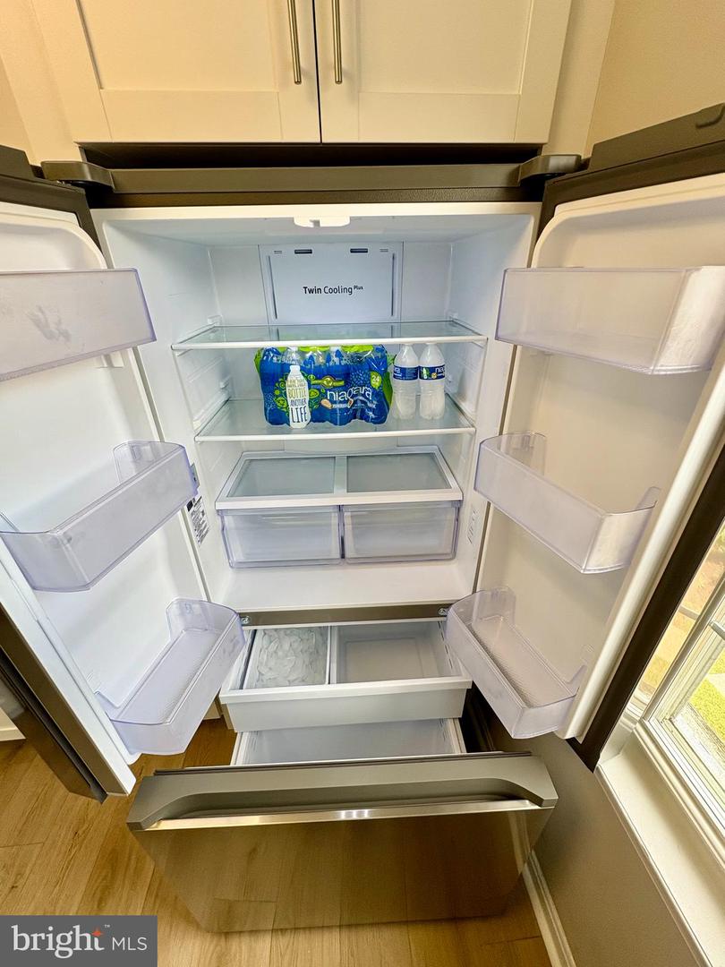 2008 38TH ST SE #302, WASHINGTON, District Of Columbia 20020, 2 Bedrooms Bedrooms, ,1 BathroomBathrooms,Residential,For sale,2008 38TH ST SE #302,DCDC2233226 MLS # DCDC2233226 2008 38TH ST SE #302, WASHINGTON, District Of Columbia 20020, 2 Bedrooms Bedrooms, ,1 BathroomBathrooms,Residential,For sale,2008 38TH ST SE #302,DCDC2233226 MLS # DCDC2233226