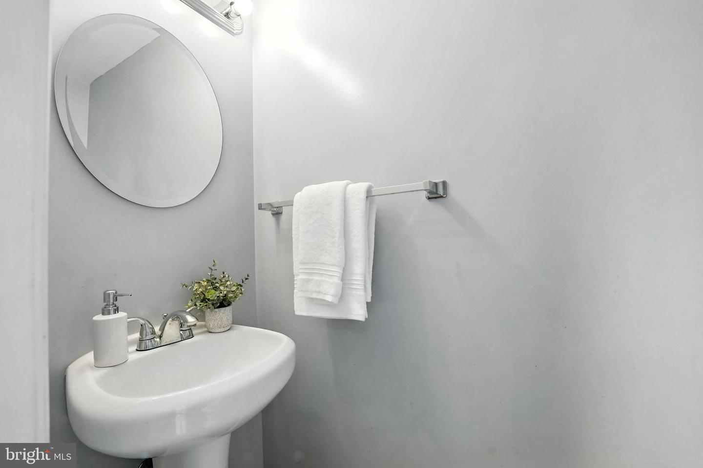 1926 BENNETT PL NE, WASHINGTON, District Of Columbia 20002, 4 Bedrooms Bedrooms, 8 Rooms Rooms,3 BathroomsBathrooms,Residential,For sale,1926 BENNETT PL NE,DCDC2233228 MLS # DCDC2233228 1926 BENNETT PL NE, WASHINGTON, District Of Columbia 20002, 4 Bedrooms Bedrooms, 8 Rooms Rooms,3 BathroomsBathrooms,Residential,For sale,1926 BENNETT PL NE,DCDC2233228 MLS # DCDC2233228