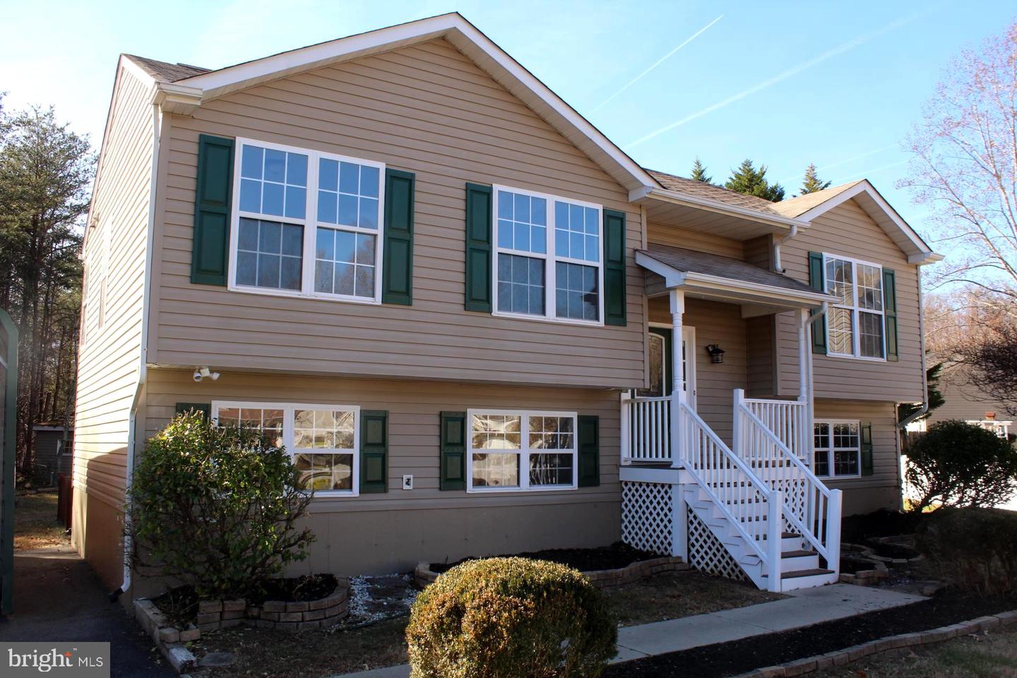 10402 SKINNER HILL DR, FREDERICKSBURG, Virginia 22408, 5 Bedrooms Bedrooms, ,3 BathroomsBathrooms,Residential,For sale,10402 SKINNER HILL DR,VASP2037856 MLS # VASP2037856