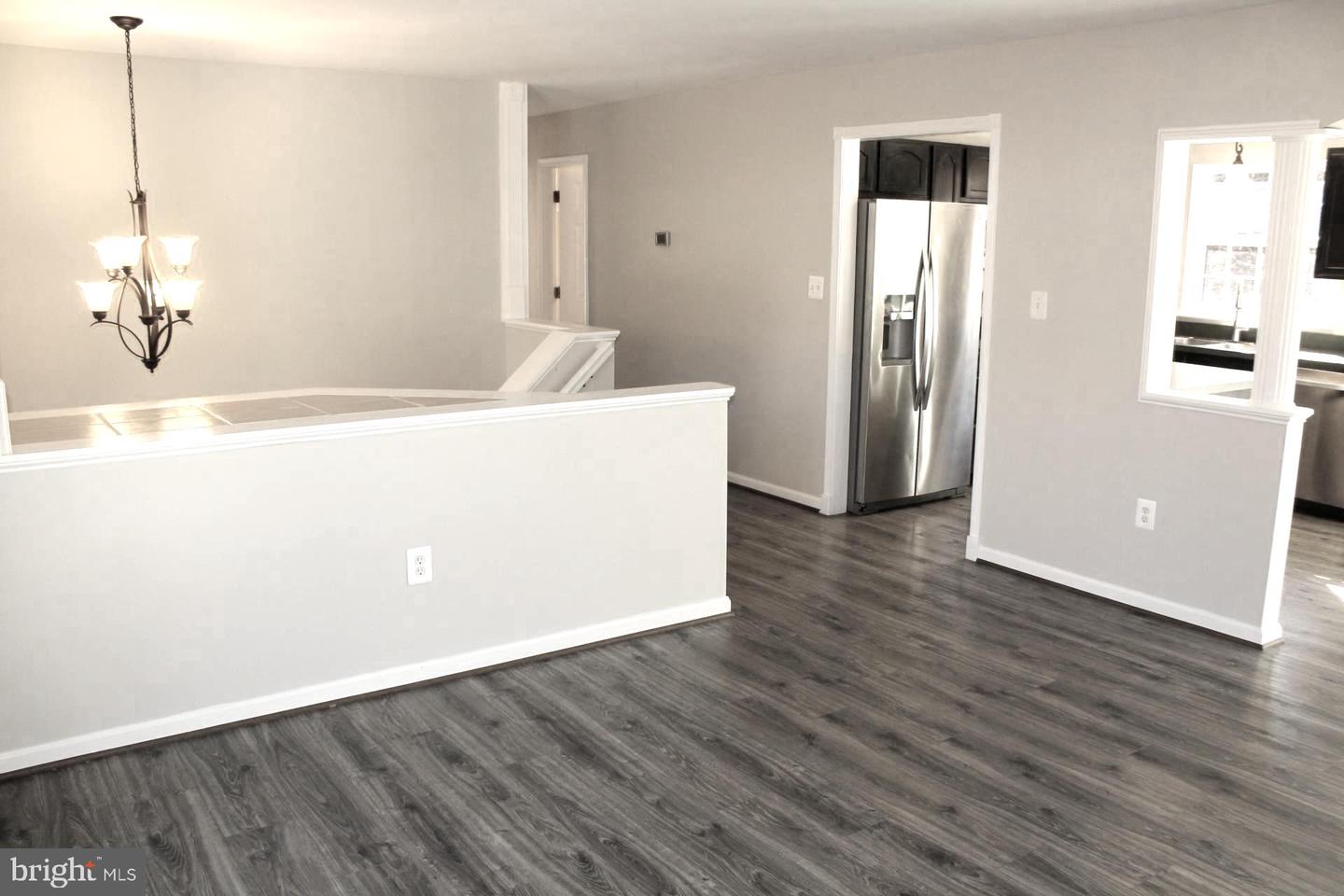 10402 SKINNER HILL DR, FREDERICKSBURG, Virginia 22408, 5 Bedrooms Bedrooms, ,3 BathroomsBathrooms,Residential,For sale,10402 SKINNER HILL DR,VASP2037856 MLS # VASP2037856