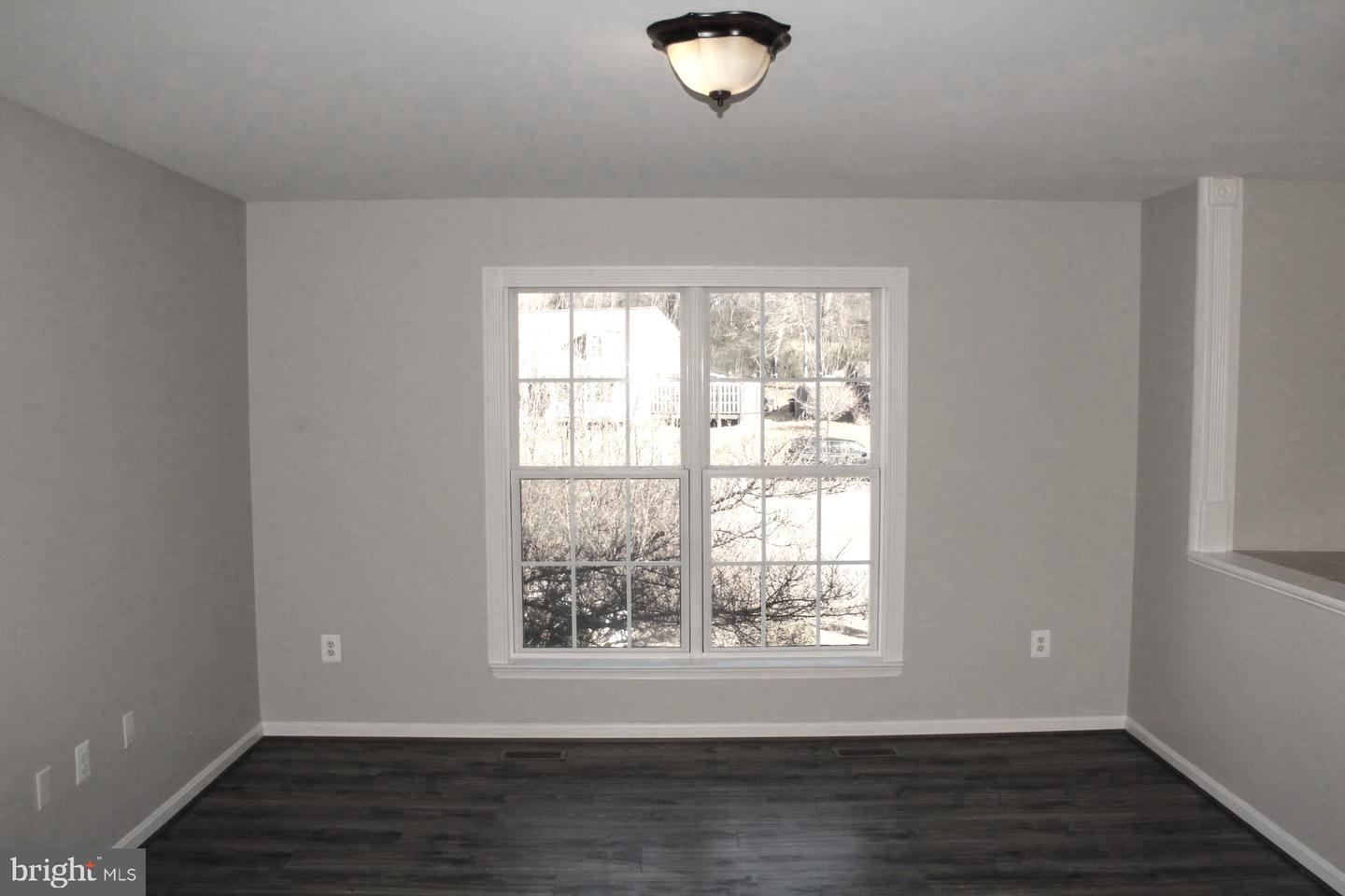 10402 SKINNER HILL DR, FREDERICKSBURG, Virginia 22408, 5 Bedrooms Bedrooms, ,3 BathroomsBathrooms,Residential,For sale,10402 SKINNER HILL DR,VASP2037856 MLS # VASP2037856