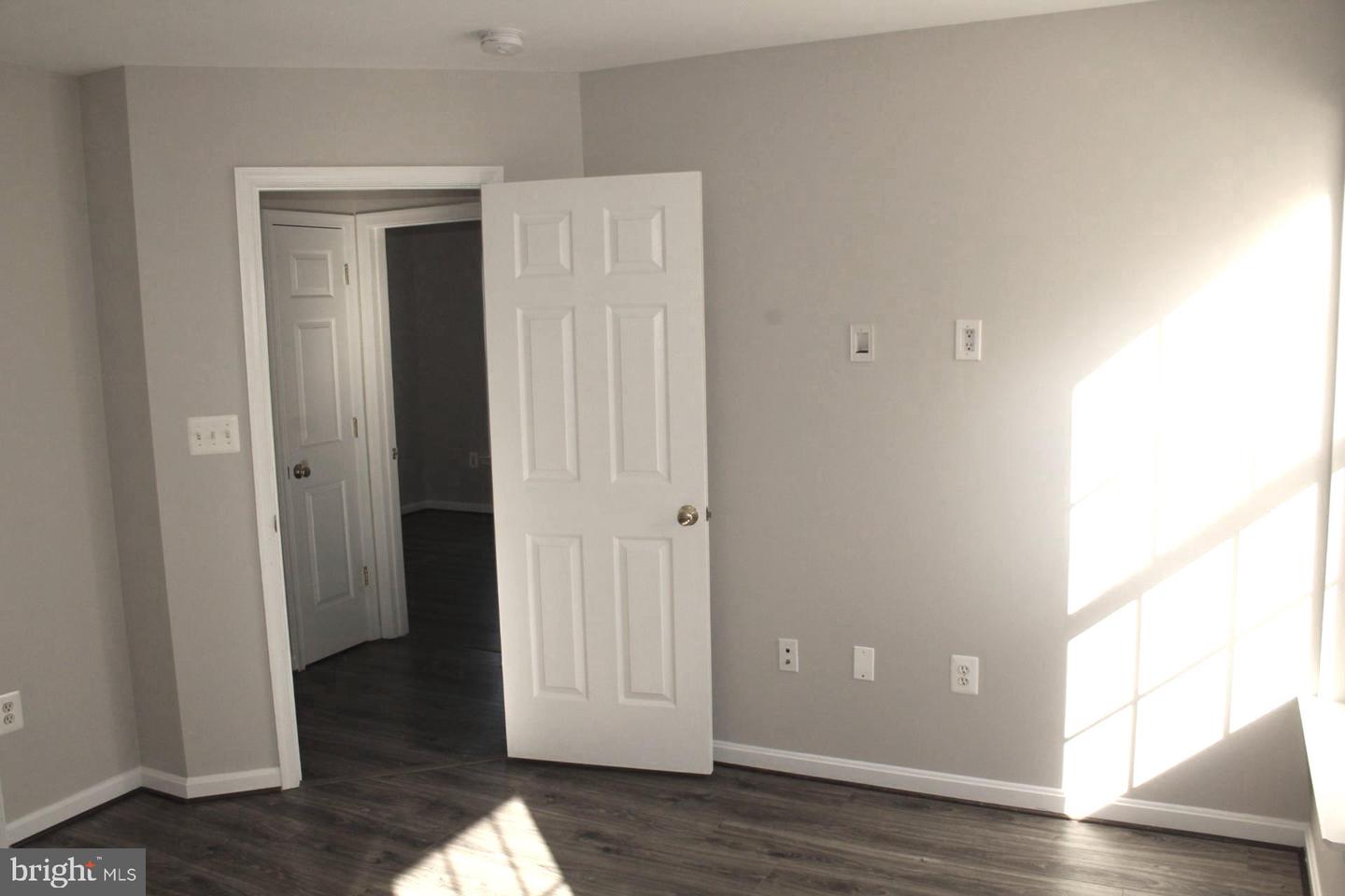 10402 SKINNER HILL DR, FREDERICKSBURG, Virginia 22408, 5 Bedrooms Bedrooms, ,3 BathroomsBathrooms,Residential,For sale,10402 SKINNER HILL DR,VASP2037856 MLS # VASP2037856