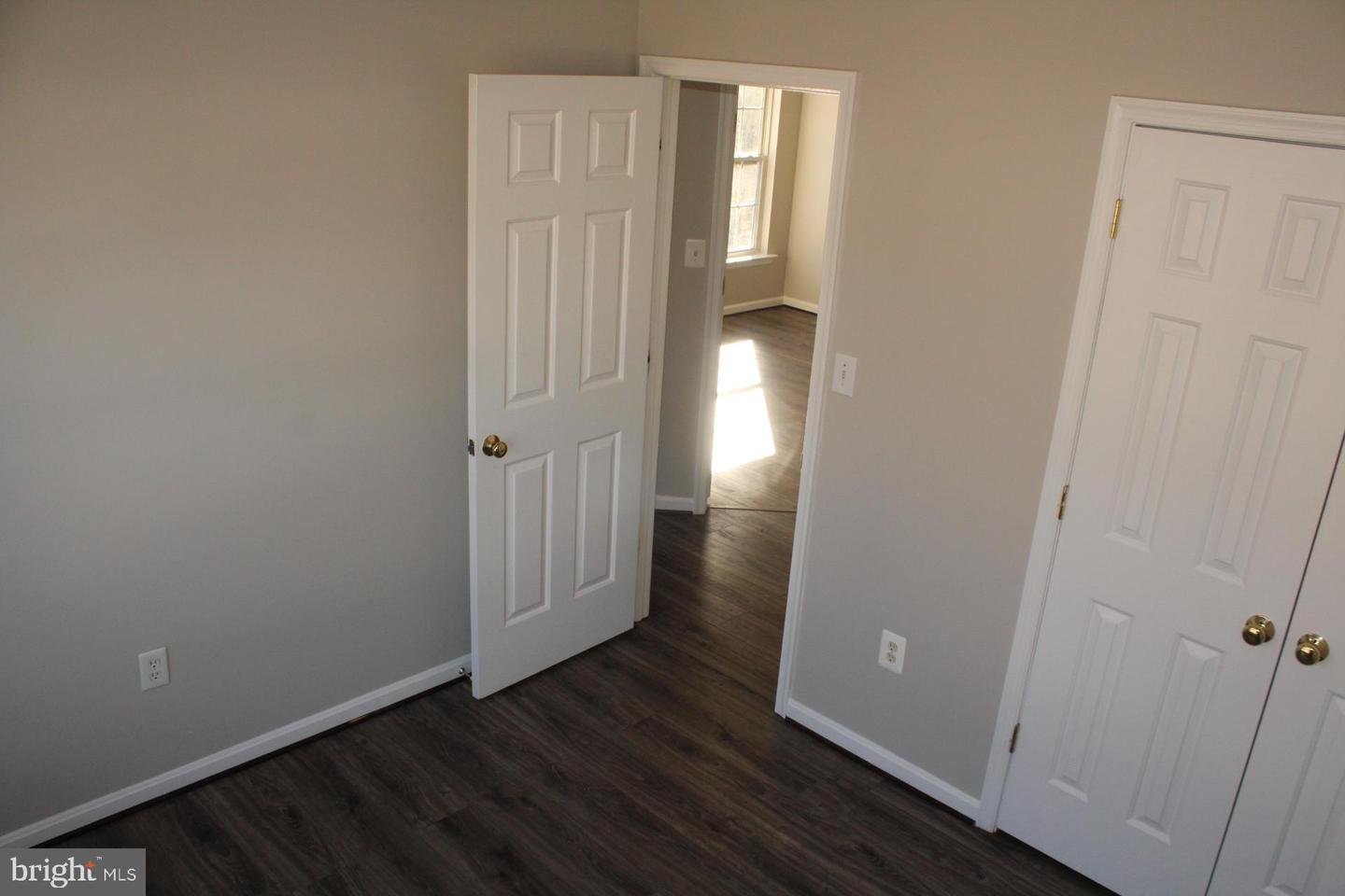 10402 SKINNER HILL DR, FREDERICKSBURG, Virginia 22408, 5 Bedrooms Bedrooms, ,3 BathroomsBathrooms,Residential,For sale,10402 SKINNER HILL DR,VASP2037856 MLS # VASP2037856