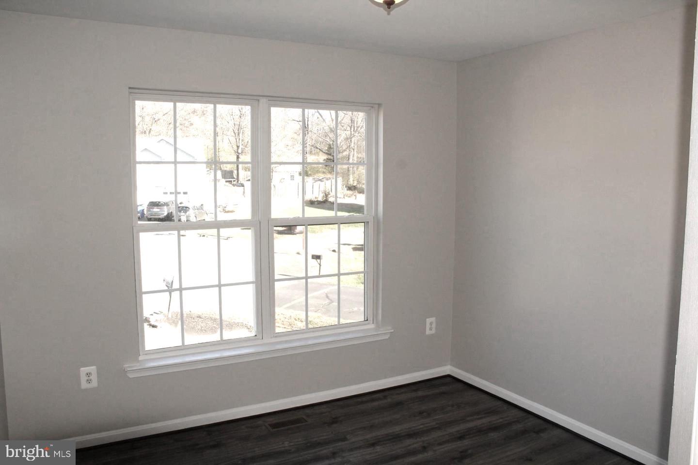 10402 SKINNER HILL DR, FREDERICKSBURG, Virginia 22408, 5 Bedrooms Bedrooms, ,3 BathroomsBathrooms,Residential,For sale,10402 SKINNER HILL DR,VASP2037856 MLS # VASP2037856