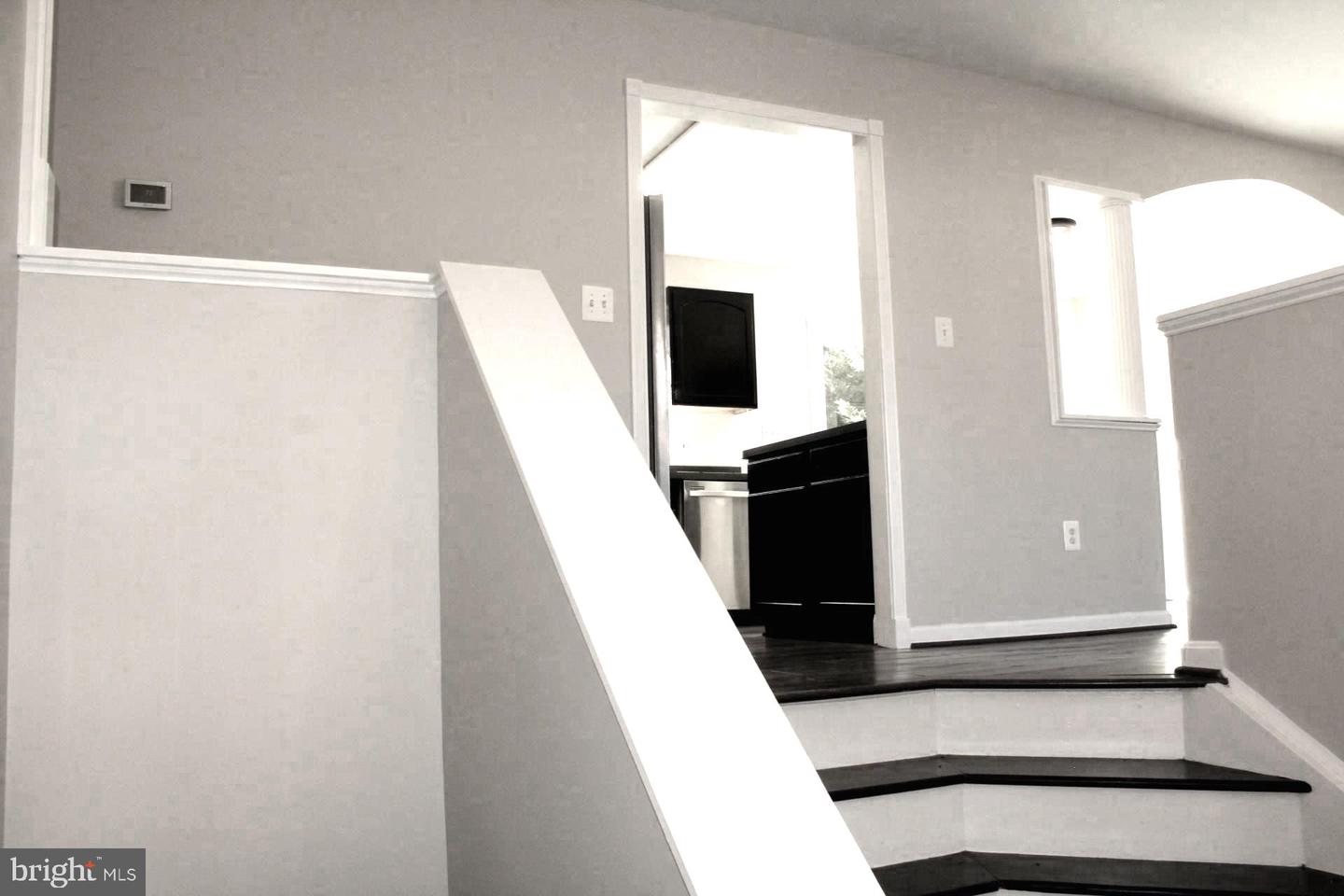 10402 SKINNER HILL DR, FREDERICKSBURG, Virginia 22408, 5 Bedrooms Bedrooms, ,3 BathroomsBathrooms,Residential,For sale,10402 SKINNER HILL DR,VASP2037856 MLS # VASP2037856