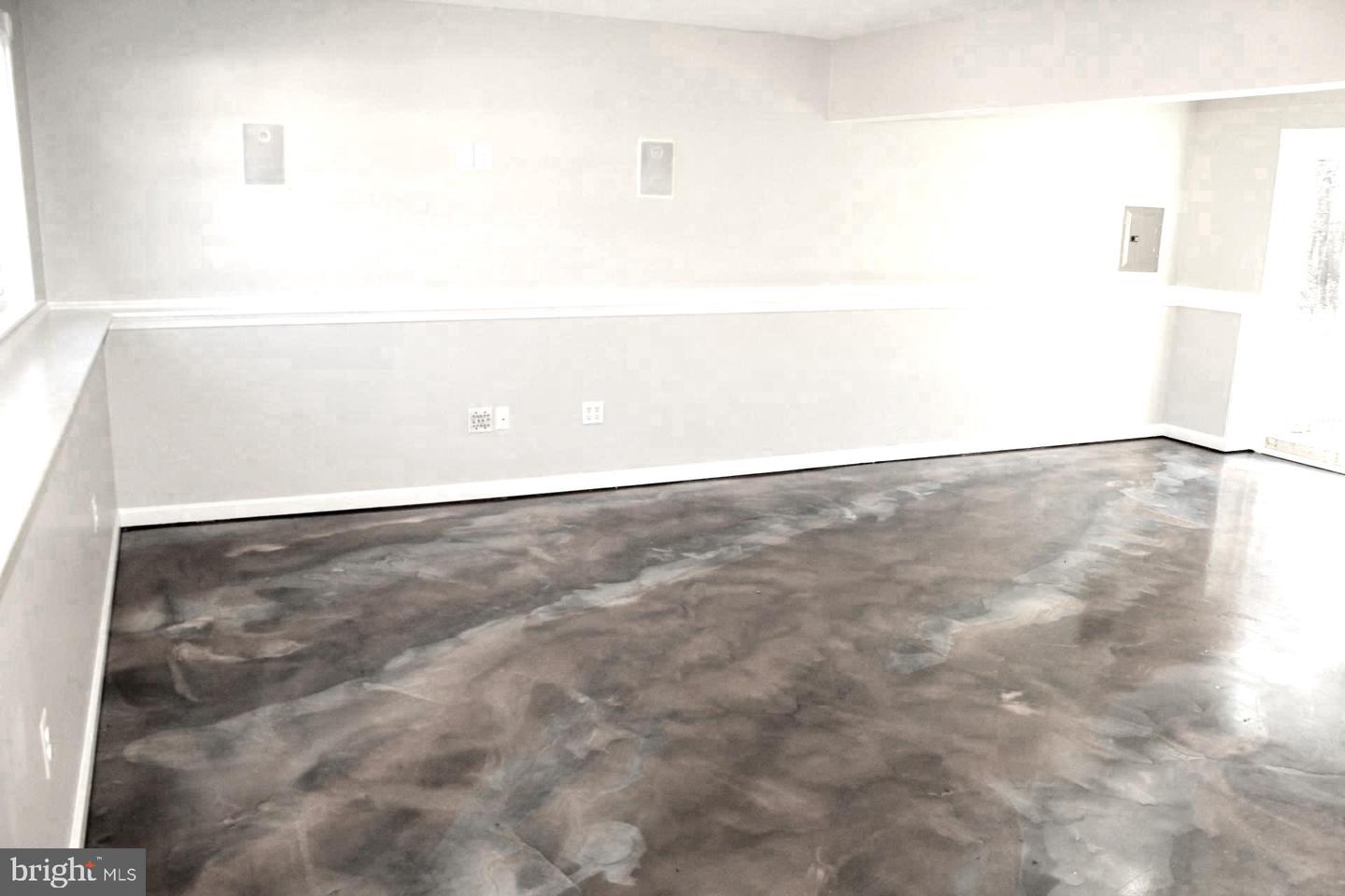 10402 SKINNER HILL DR, FREDERICKSBURG, Virginia 22408, 5 Bedrooms Bedrooms, ,3 BathroomsBathrooms,Residential,For sale,10402 SKINNER HILL DR,VASP2037856 MLS # VASP2037856