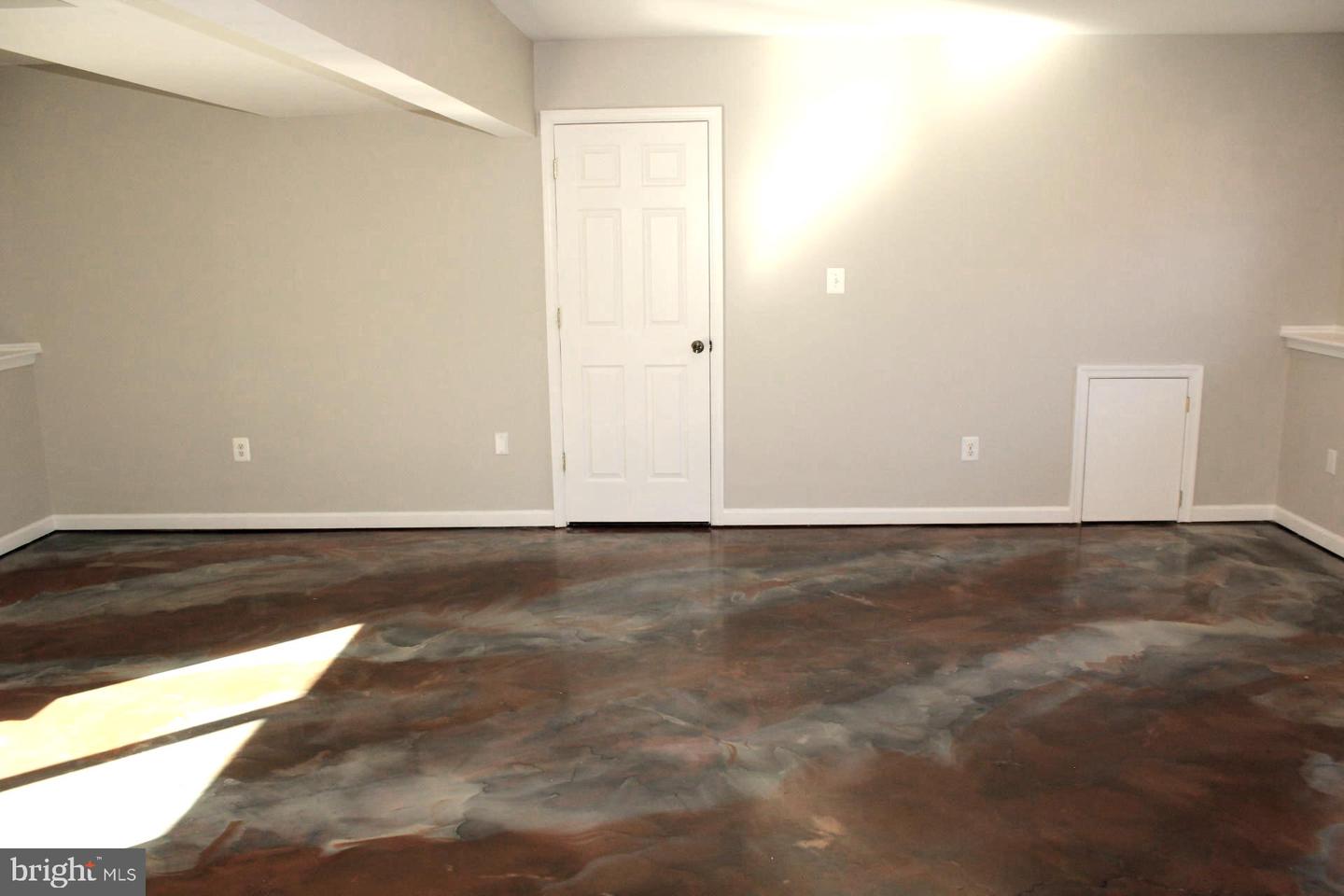 10402 SKINNER HILL DR, FREDERICKSBURG, Virginia 22408, 5 Bedrooms Bedrooms, ,3 BathroomsBathrooms,Residential,For sale,10402 SKINNER HILL DR,VASP2037856 MLS # VASP2037856