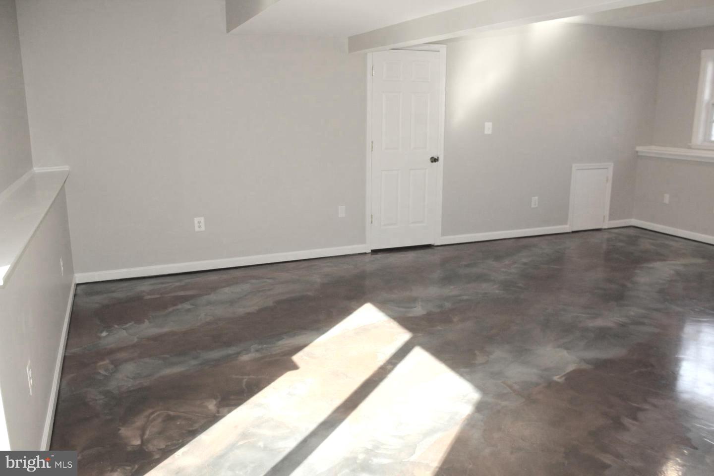 10402 SKINNER HILL DR, FREDERICKSBURG, Virginia 22408, 5 Bedrooms Bedrooms, ,3 BathroomsBathrooms,Residential,For sale,10402 SKINNER HILL DR,VASP2037856 MLS # VASP2037856