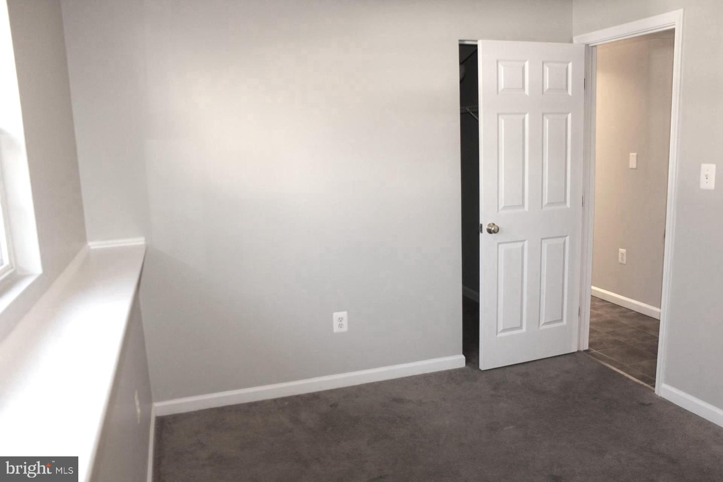 10402 SKINNER HILL DR, FREDERICKSBURG, Virginia 22408, 5 Bedrooms Bedrooms, ,3 BathroomsBathrooms,Residential,For sale,10402 SKINNER HILL DR,VASP2037856 MLS # VASP2037856