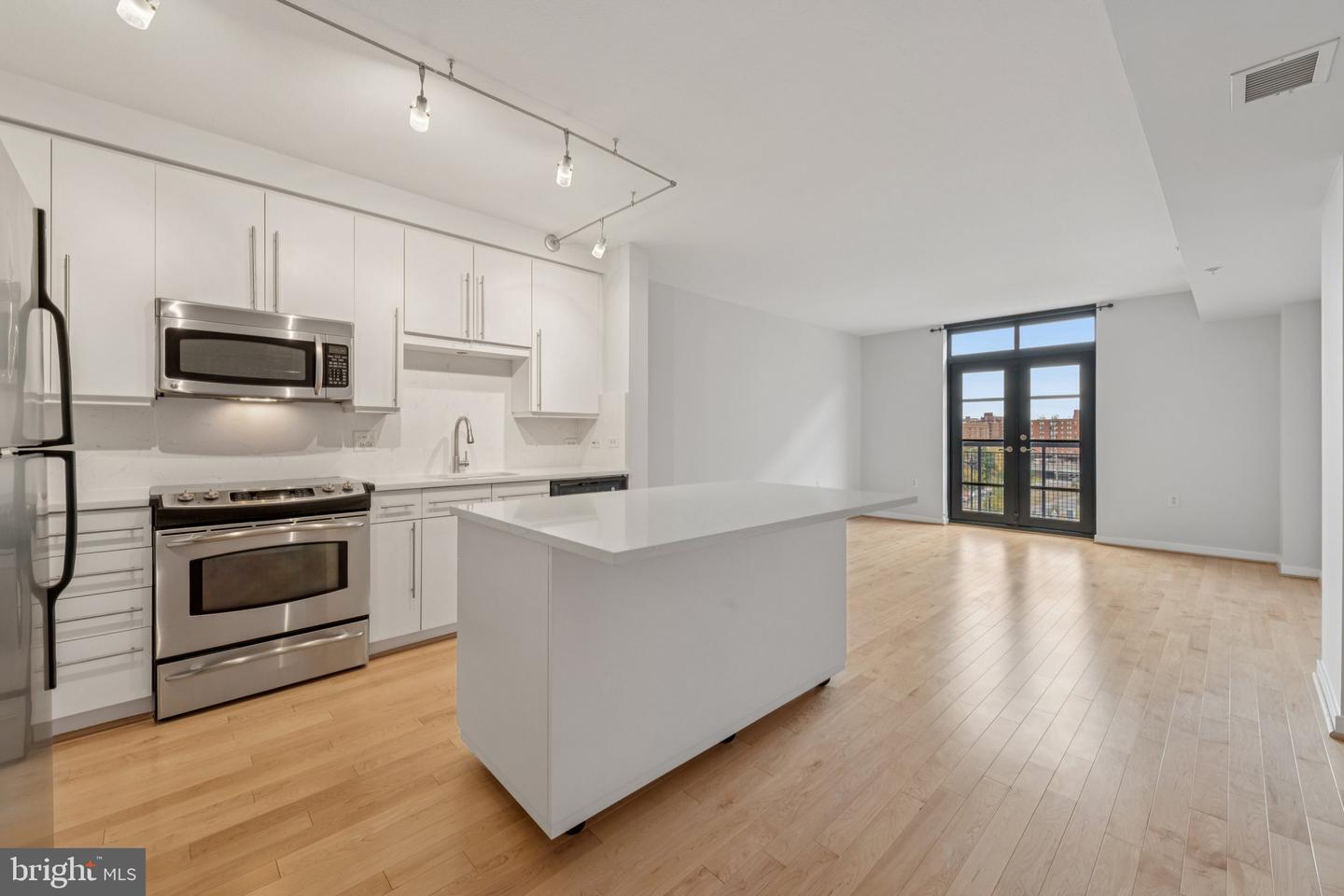 437 NEW YORK AVE NW #422, WASHINGTON, District Of Columbia 20001, 1 Bedroom Bedrooms, ,1 BathroomBathrooms,Residential,For sale,437 NEW YORK AVE NW #422,DCDC2233236 MLS # DCDC2233236 437 NEW YORK AVE NW #422, WASHINGTON, District Of Columbia 20001, 1 Bedroom Bedrooms, ,1 BathroomBathrooms,Residential,For sale,437 NEW YORK AVE NW #422,DCDC2233236 MLS # DCDC2233236