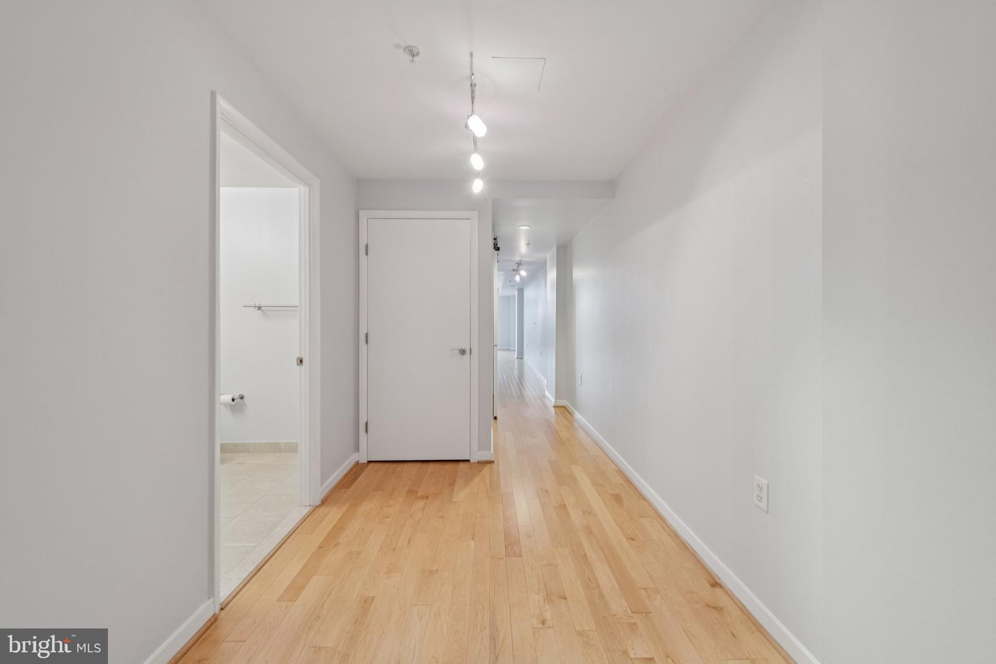 437 NEW YORK AVE NW #422, WASHINGTON, District Of Columbia 20001, 1 Bedroom Bedrooms, ,1 BathroomBathrooms,Residential,For sale,437 NEW YORK AVE NW #422,DCDC2233236 MLS # DCDC2233236 437 NEW YORK AVE NW #422, WASHINGTON, District Of Columbia 20001, 1 Bedroom Bedrooms, ,1 BathroomBathrooms,Residential,For sale,437 NEW YORK AVE NW #422,DCDC2233236 MLS # DCDC2233236