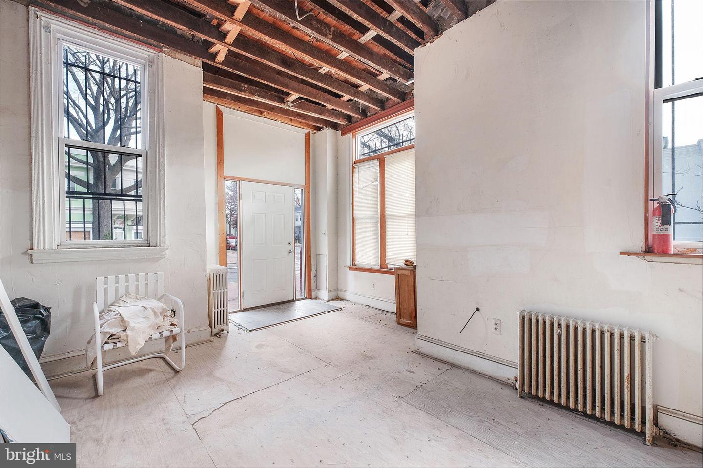 300 P ST NW, WASHINGTON, District Of Columbia 20001, 3 Bedrooms Bedrooms, 11 Rooms Rooms,2 BathroomsBathrooms,Residential,For sale,300 P ST NW,DCDC2233238 MLS # DCDC2233238