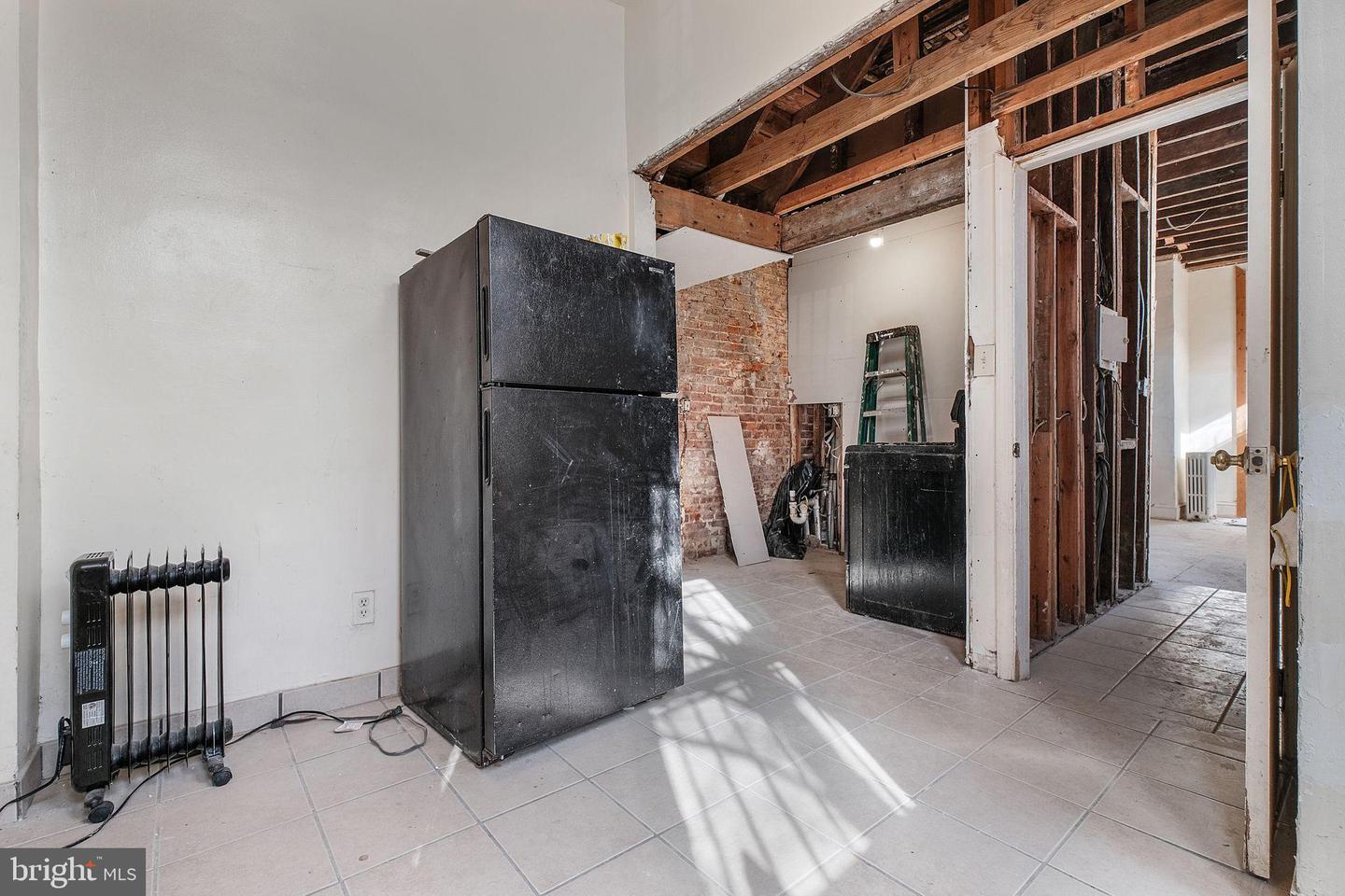 300 P ST NW, WASHINGTON, District Of Columbia 20001, 3 Bedrooms Bedrooms, 11 Rooms Rooms,2 BathroomsBathrooms,Residential,For sale,300 P ST NW,DCDC2233238 MLS # DCDC2233238