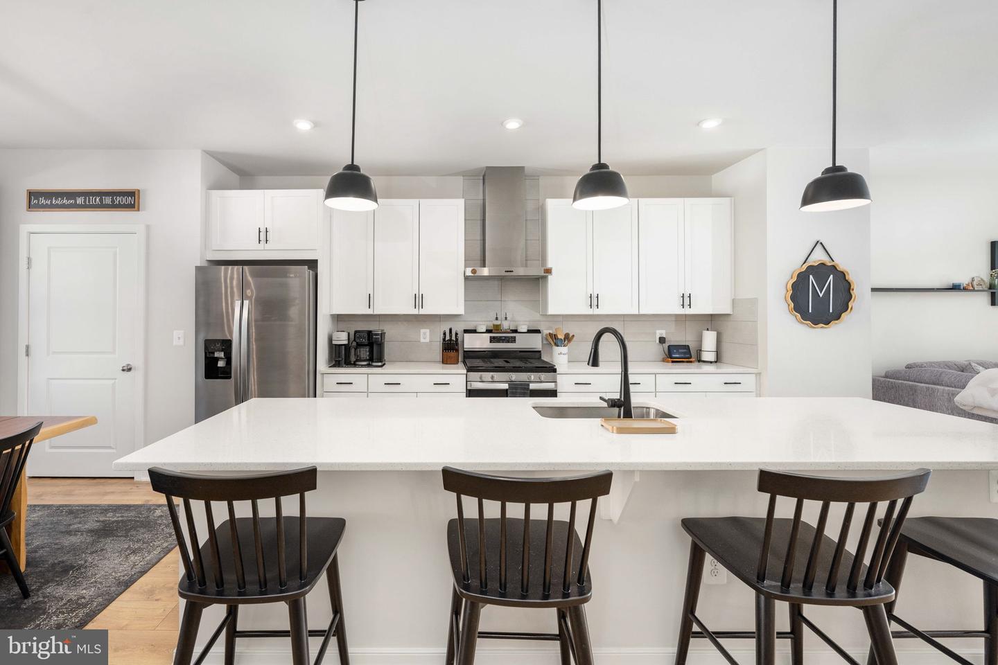 425 SNOWBERRY LN, FREDERICKSBURG, Virginia 22405, 4 Bedrooms Bedrooms, ,3 BathroomsBathrooms,Residential,For sale,425 SNOWBERRY LN,VAST2044482 MLS # VAST2044482