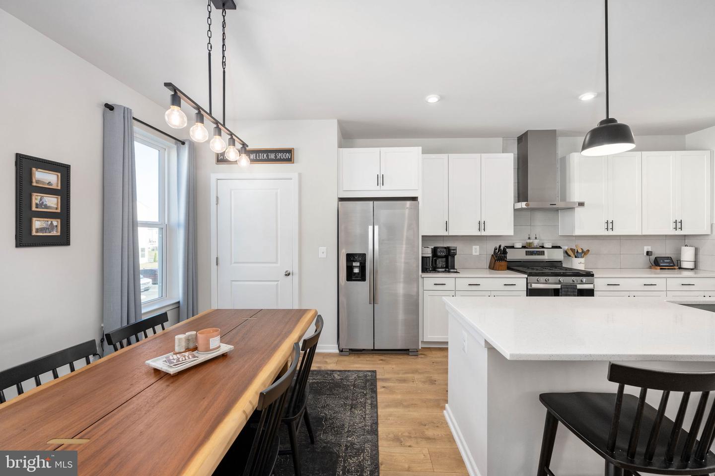 425 SNOWBERRY LN, FREDERICKSBURG, Virginia 22405, 4 Bedrooms Bedrooms, ,3 BathroomsBathrooms,Residential,For sale,425 SNOWBERRY LN,VAST2044482 MLS # VAST2044482